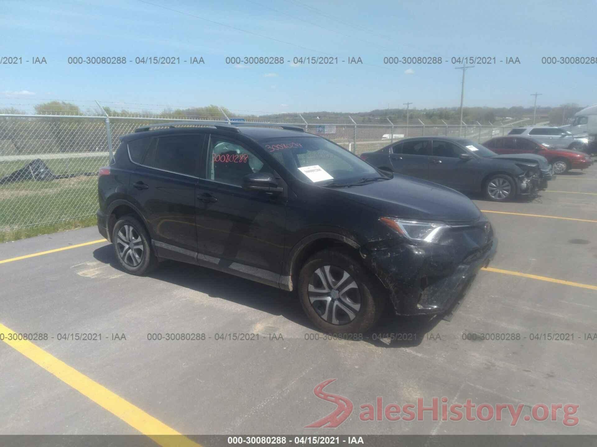 2T3BFREV5HW565240 2017 TOYOTA RAV4