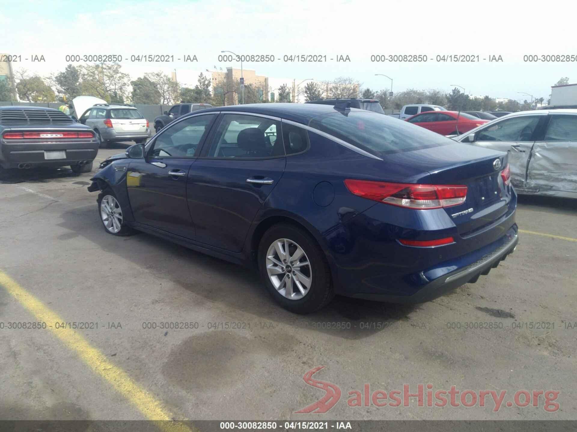 5XXGT4L32KG276023 2019 KIA OPTIMA