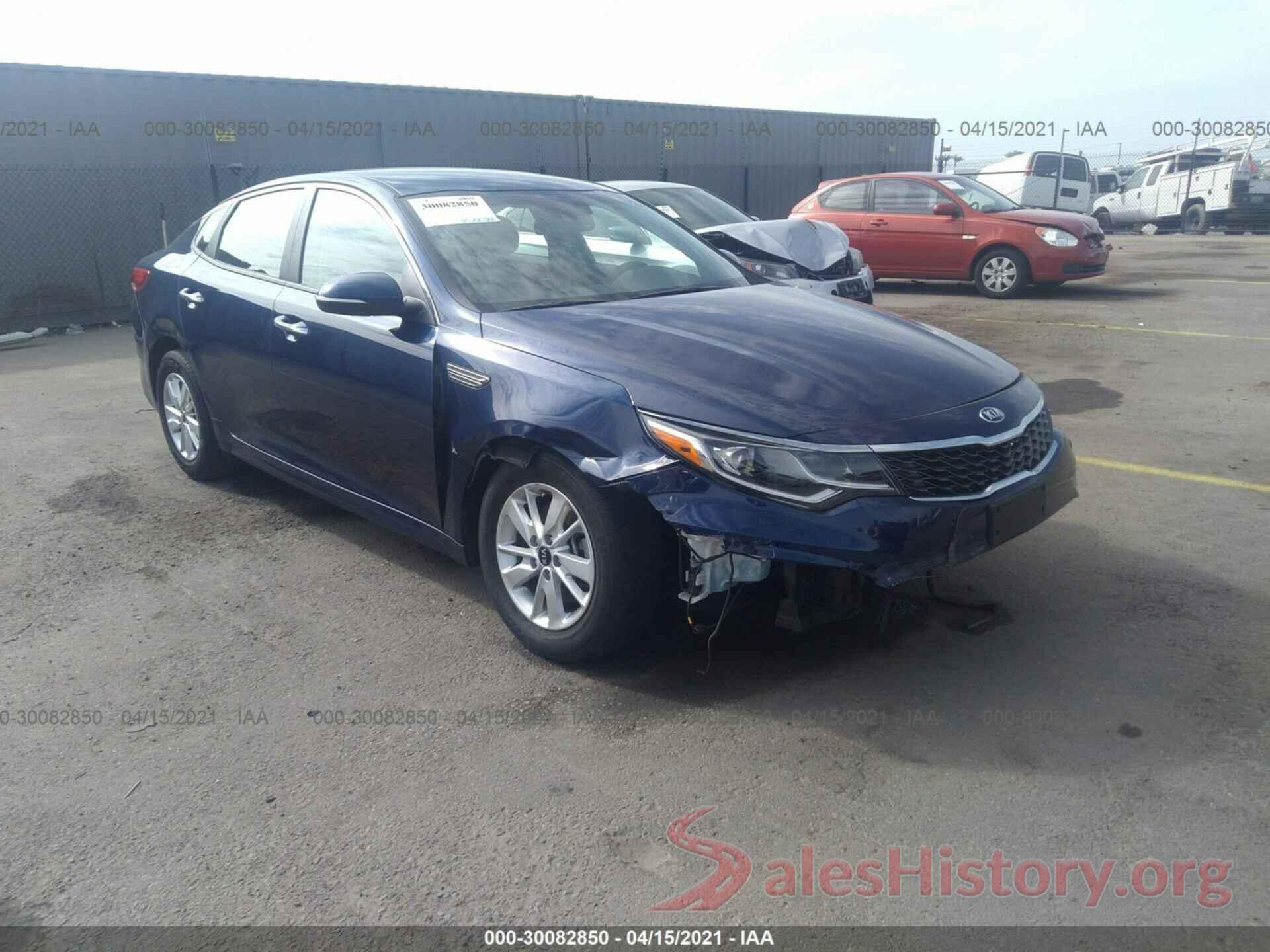 5XXGT4L32KG276023 2019 KIA OPTIMA