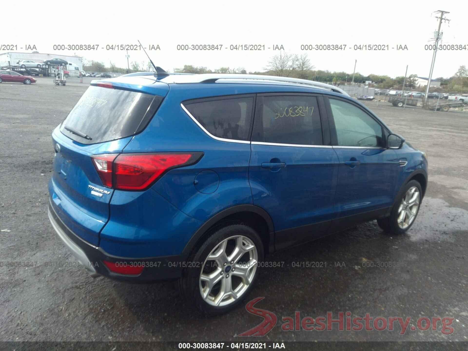 1FMCU9J96KUC22357 2019 FORD ESCAPE