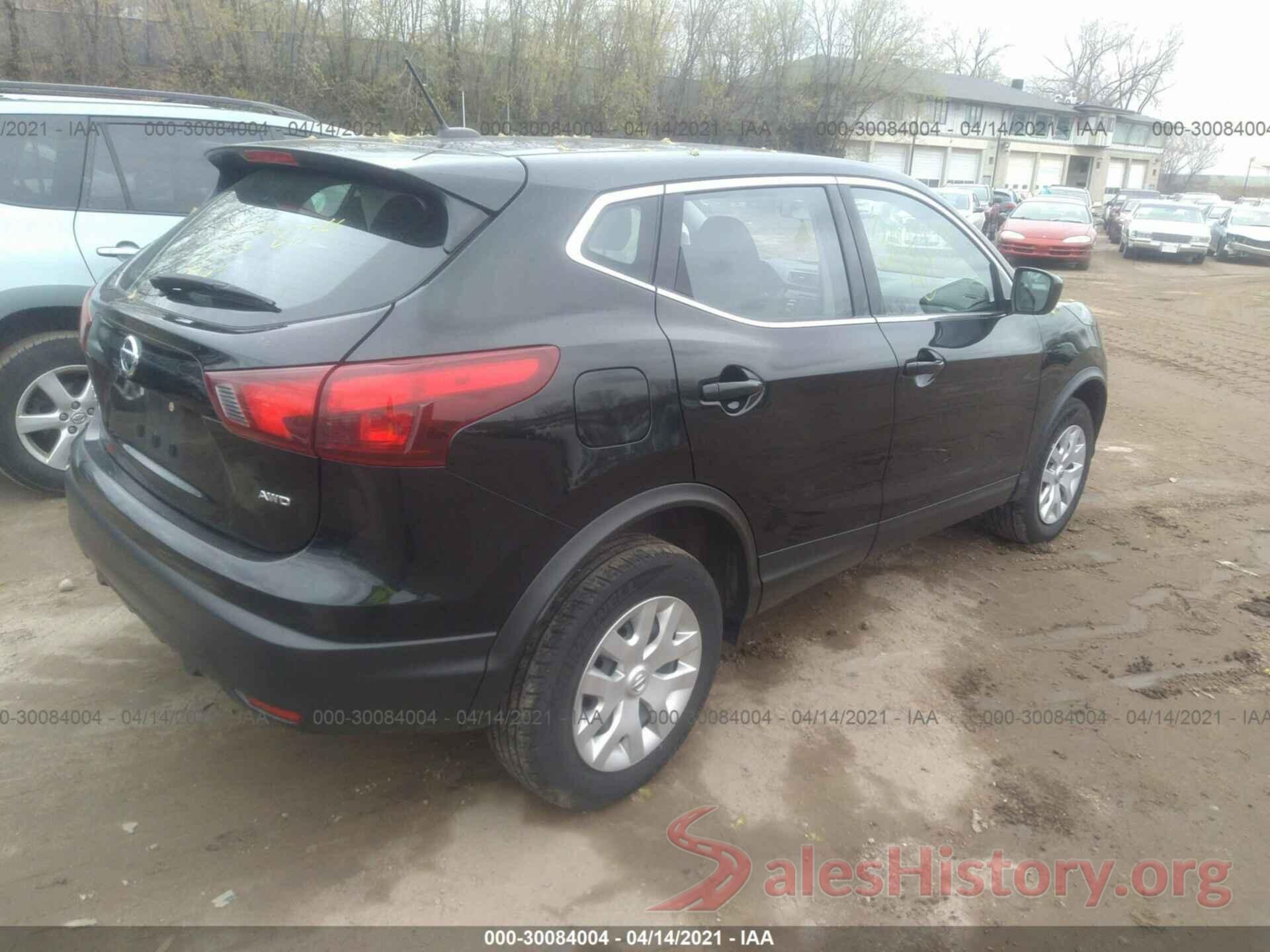 JN1BJ1CR2JW266188 2018 NISSAN ROGUE SPORT