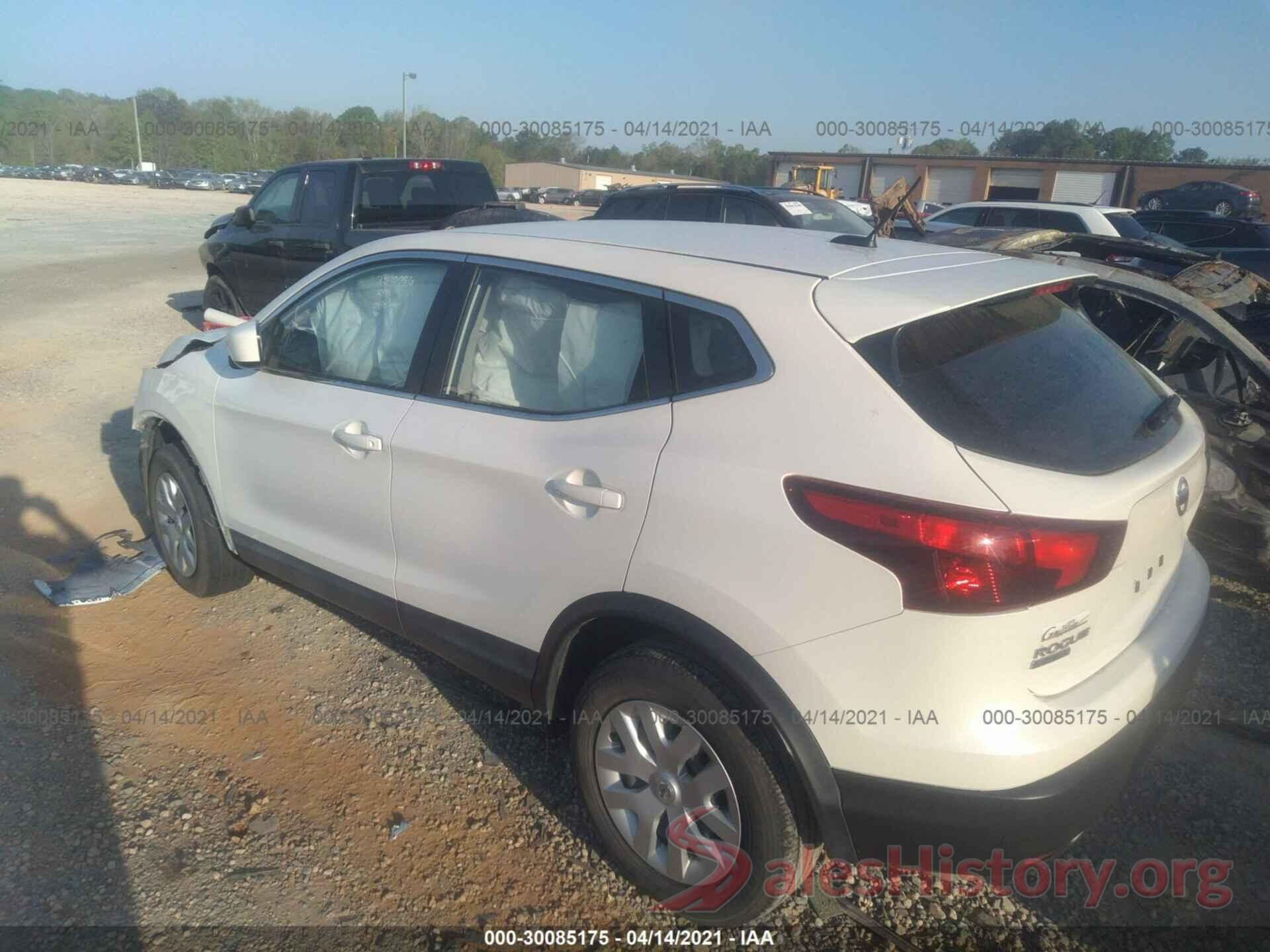 JN1BJ1CR0HW103047 2017 NISSAN ROGUE SPORT