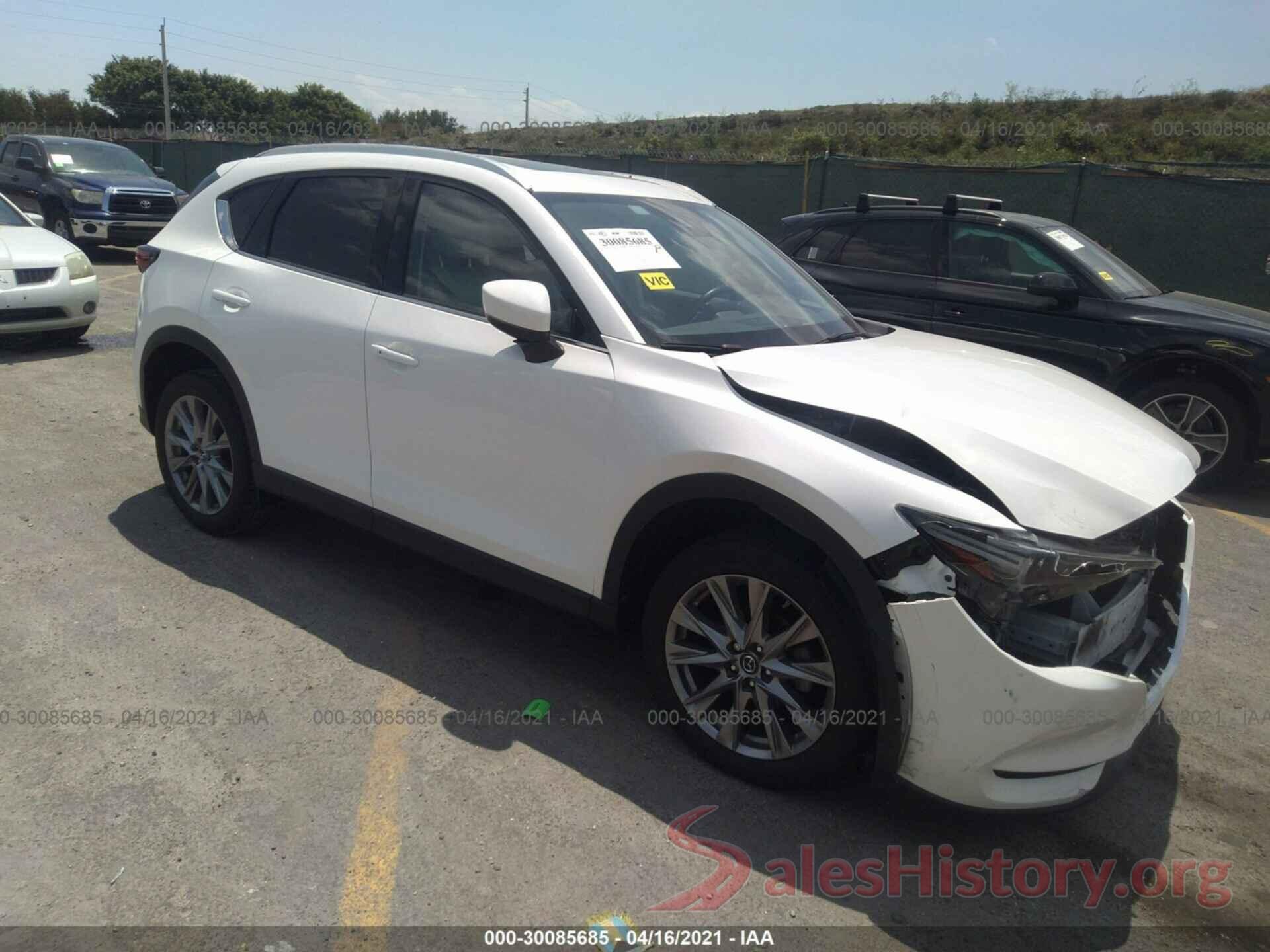 JM3KFADM2K1577725 2019 MAZDA CX-5