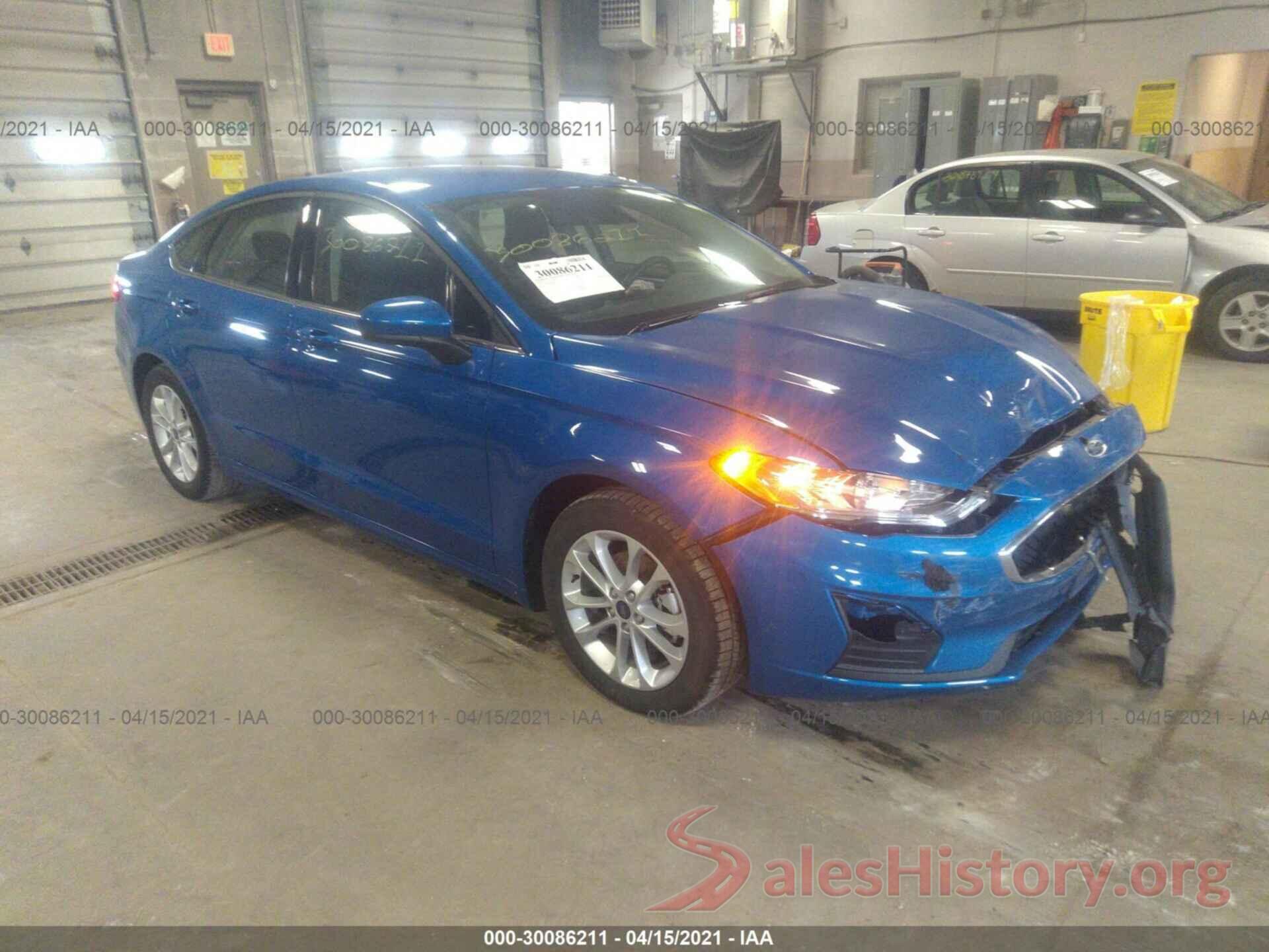 3FA6P0HD0KR247704 2019 FORD FUSION