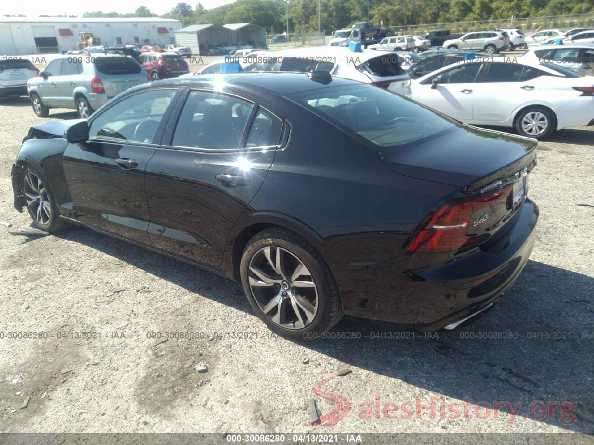 7JRA22TM5KG013590 2019 VOLVO S60