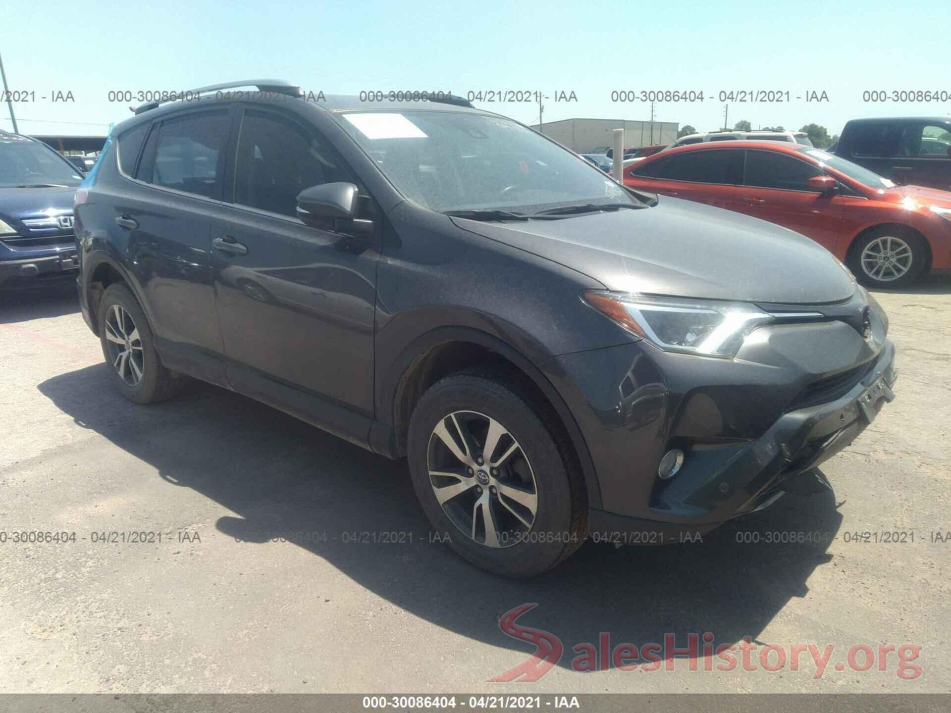 JTMWFREV0JJ175958 2018 TOYOTA RAV4