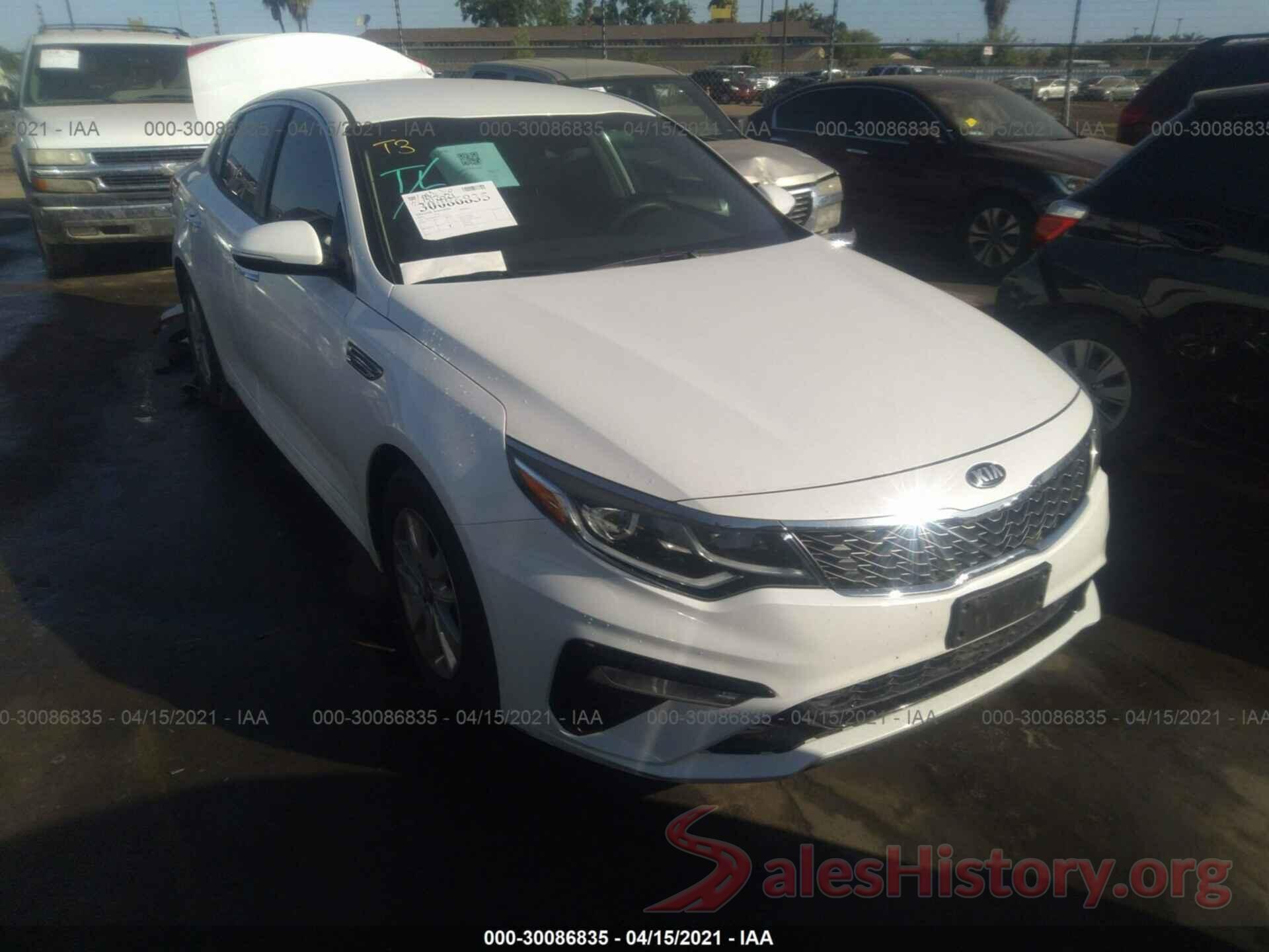 5XXGT4L36KG275330 2019 KIA OPTIMA