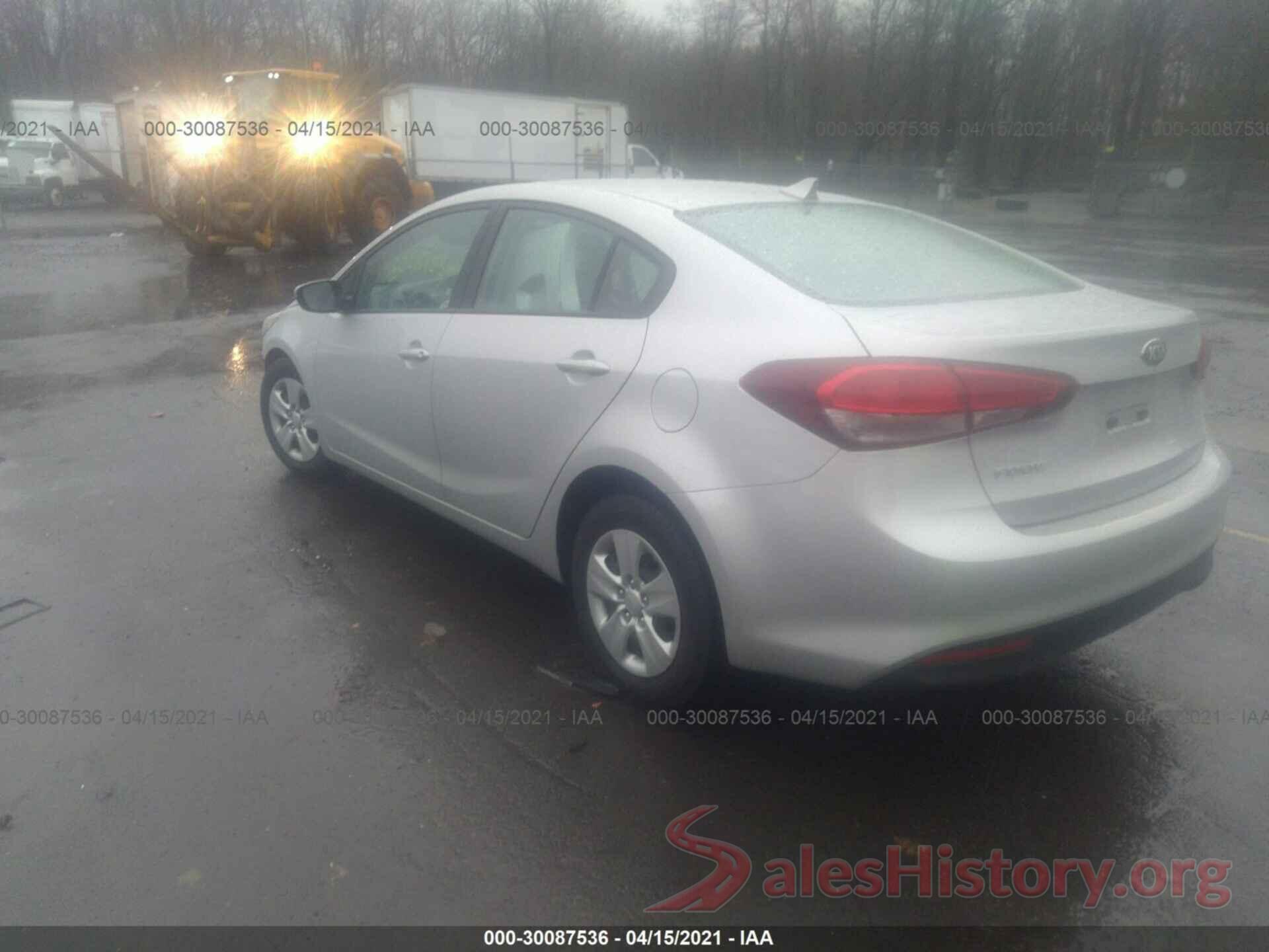 3KPFK4A77JE234541 2018 KIA FORTE