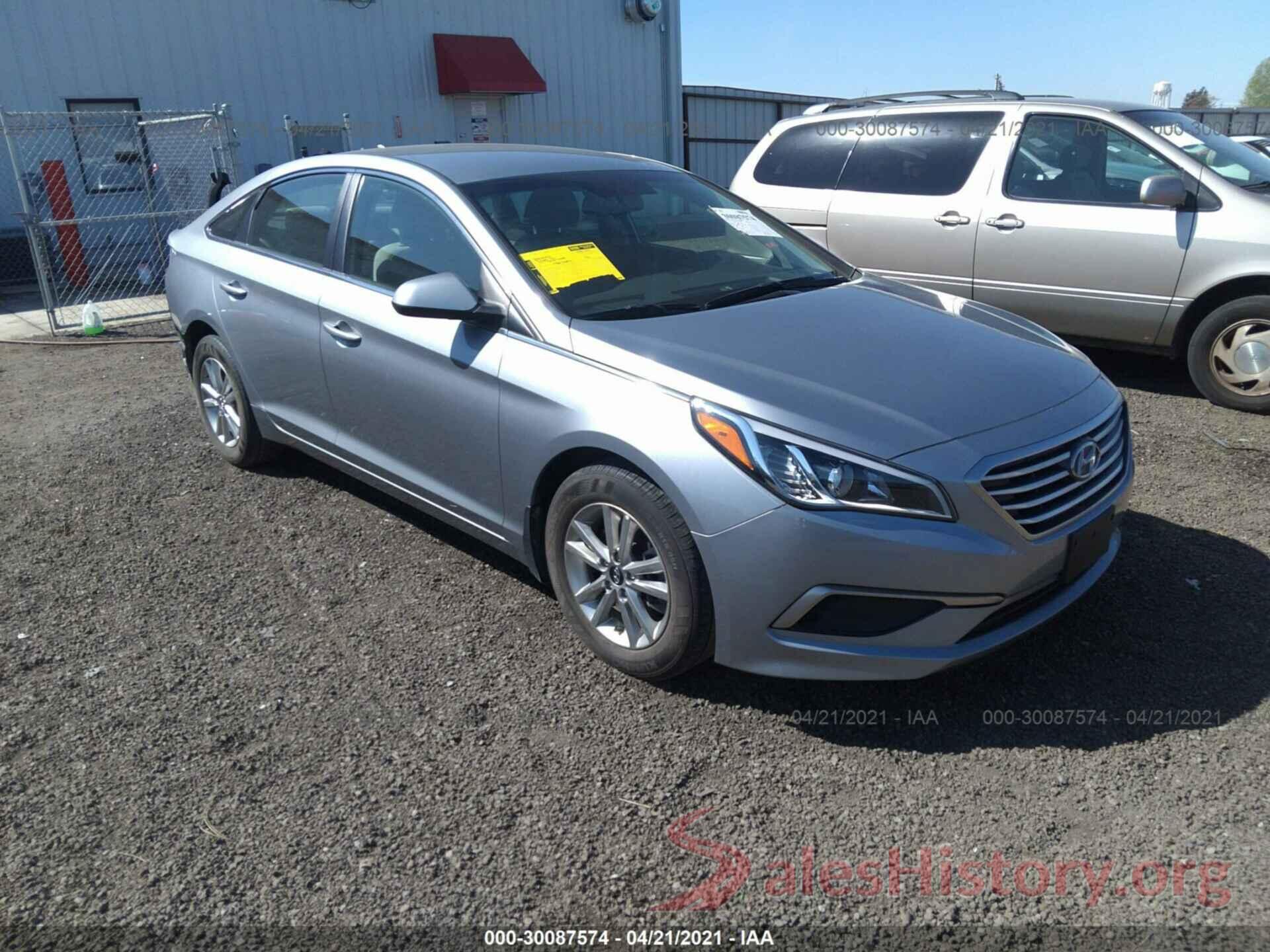 5NPE24AF4HH589806 2017 HYUNDAI SONATA