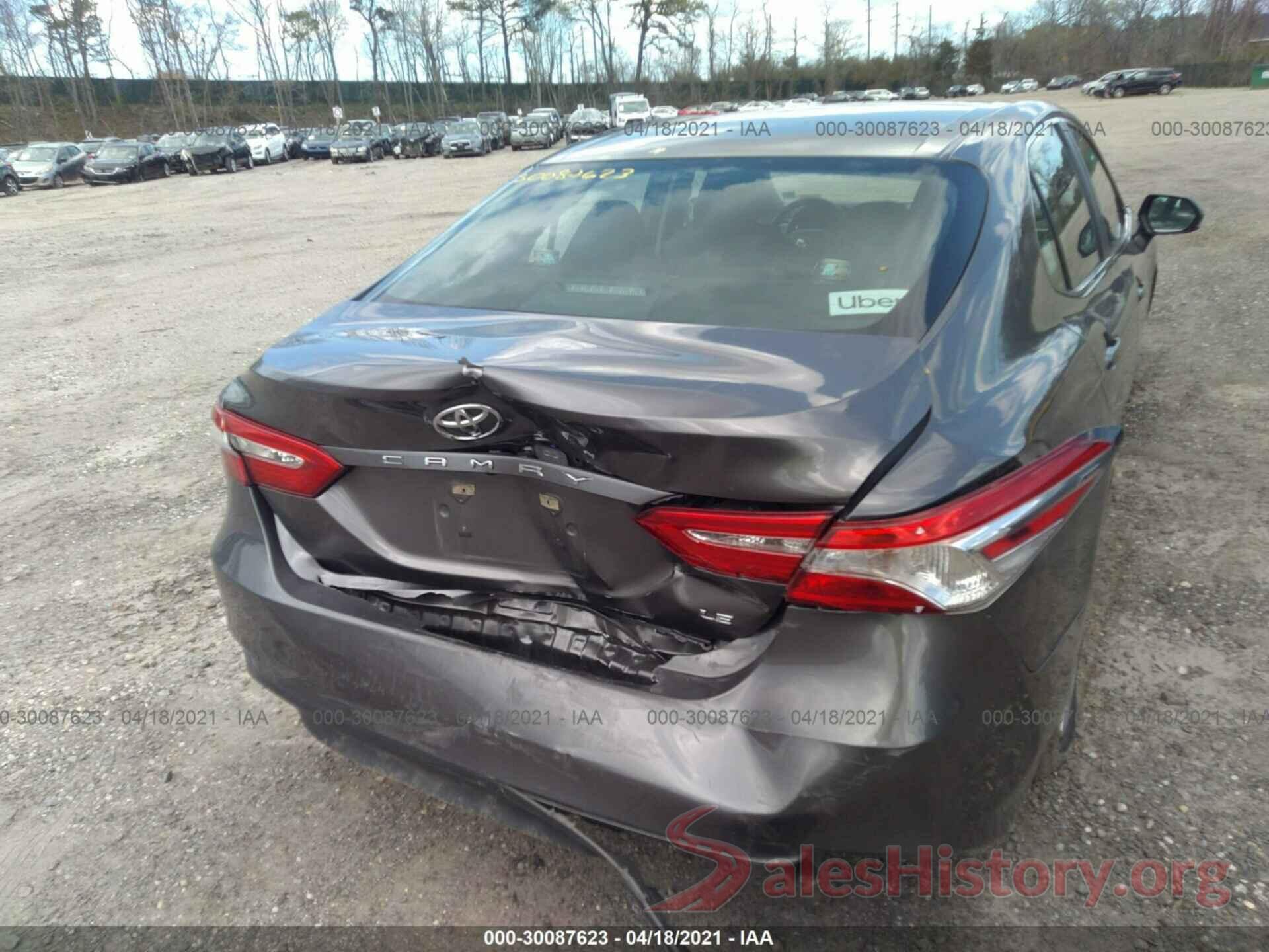 4T1B11HK4JU542385 2018 TOYOTA CAMRY