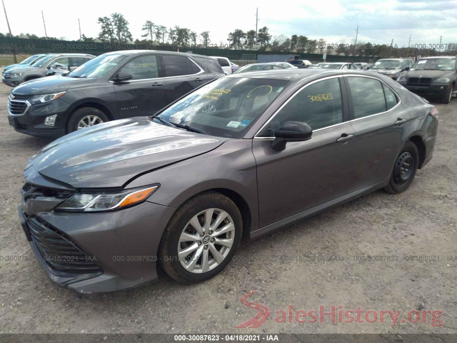 4T1B11HK4JU542385 2018 TOYOTA CAMRY