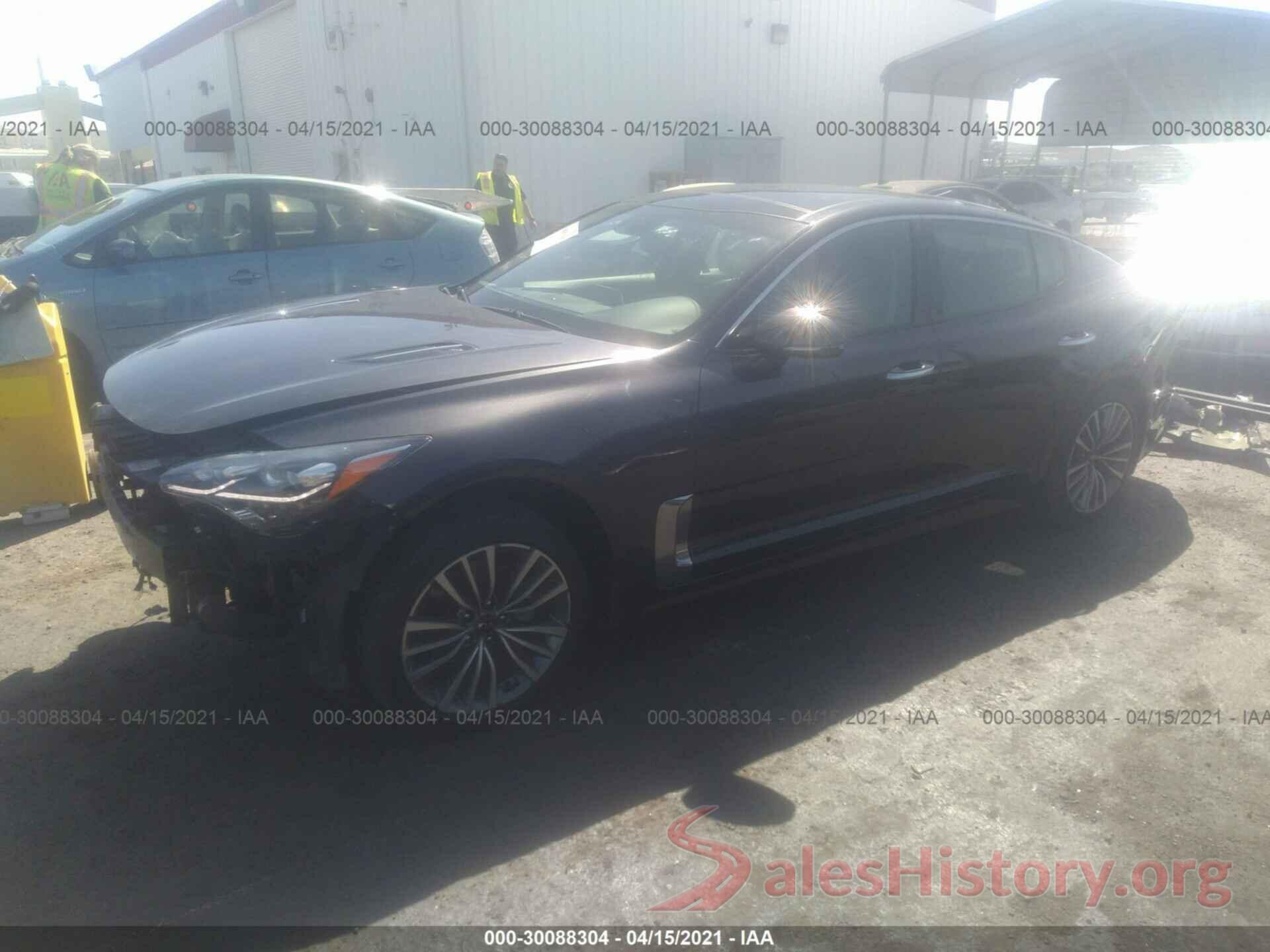 KNAE25LA1K6059136 2019 KIA STINGER