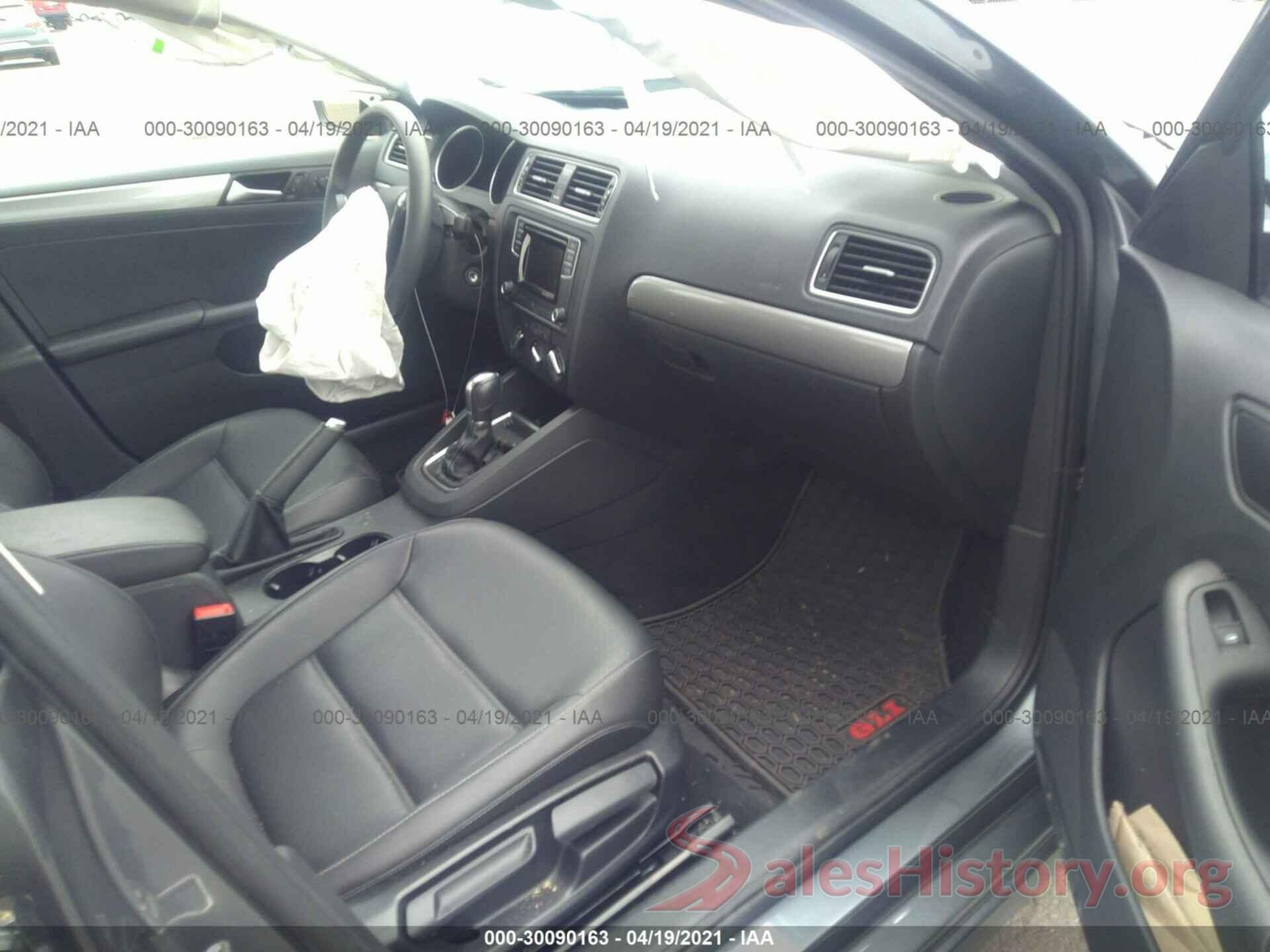 3VWDB7AJ1JM257174 2018 VOLKSWAGEN JETTA