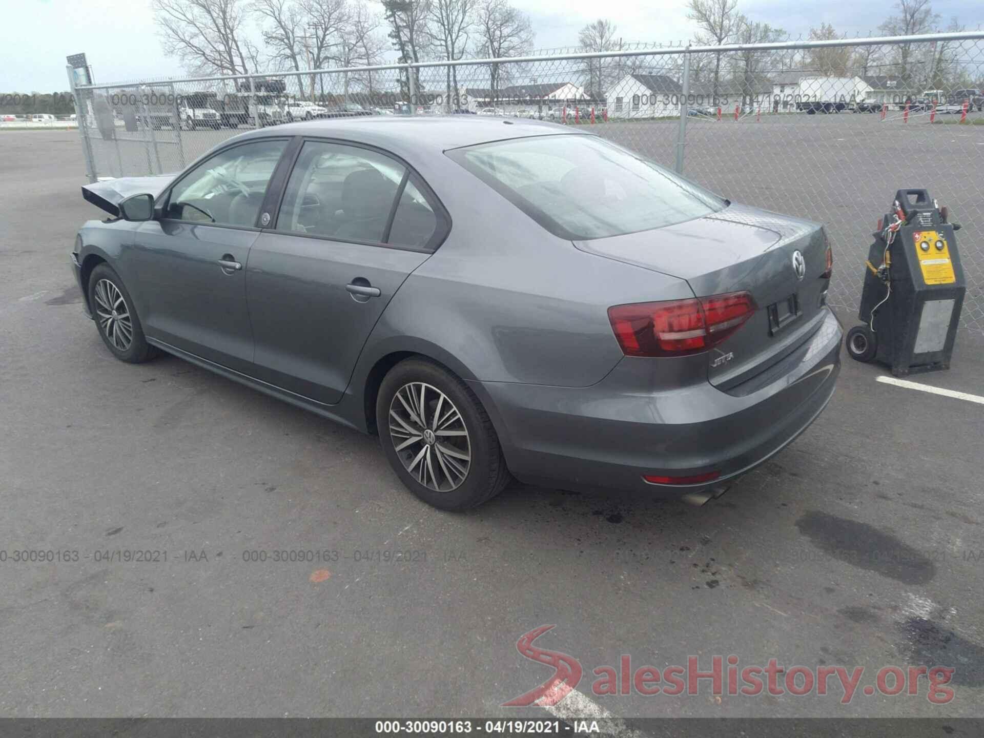 3VWDB7AJ1JM257174 2018 VOLKSWAGEN JETTA