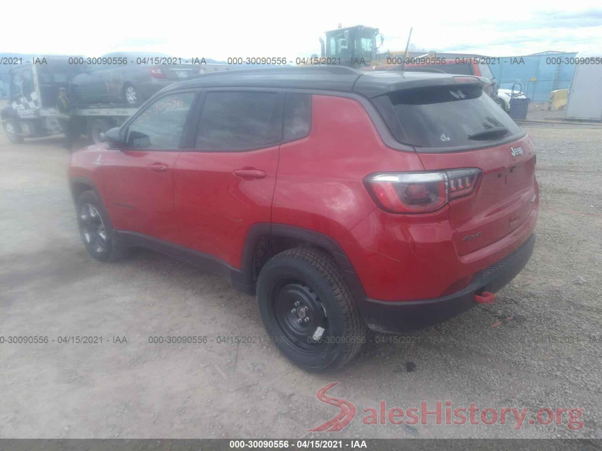 3C4NJDDB4JT207114 2018 JEEP COMPASS