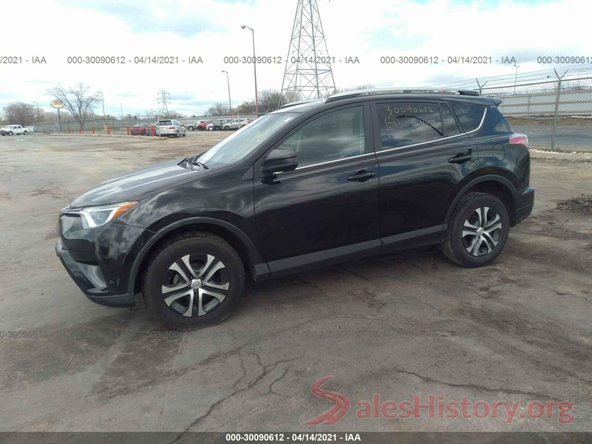 2T3BFREV9JW857897 2018 TOYOTA RAV4