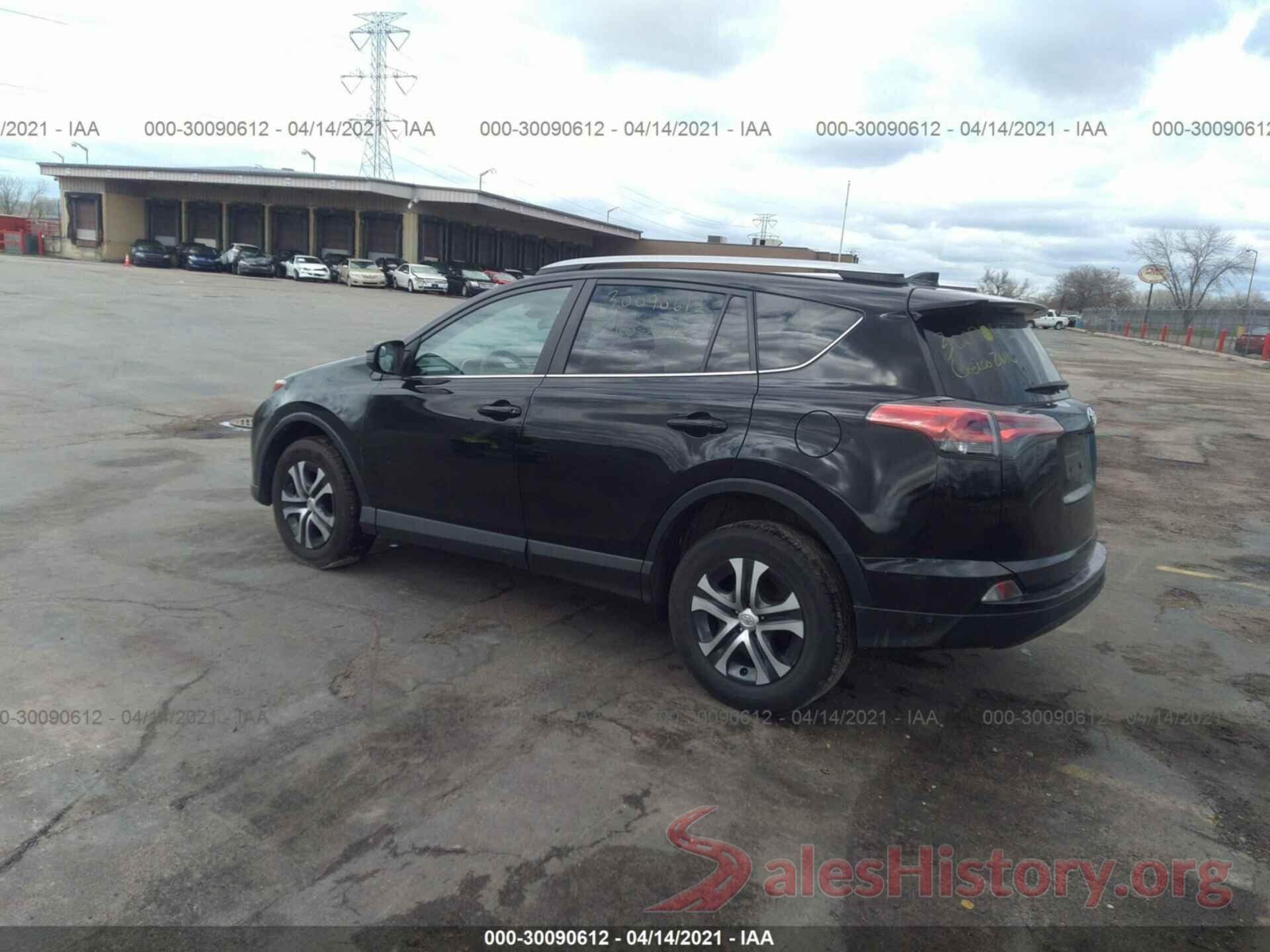 2T3BFREV9JW857897 2018 TOYOTA RAV4