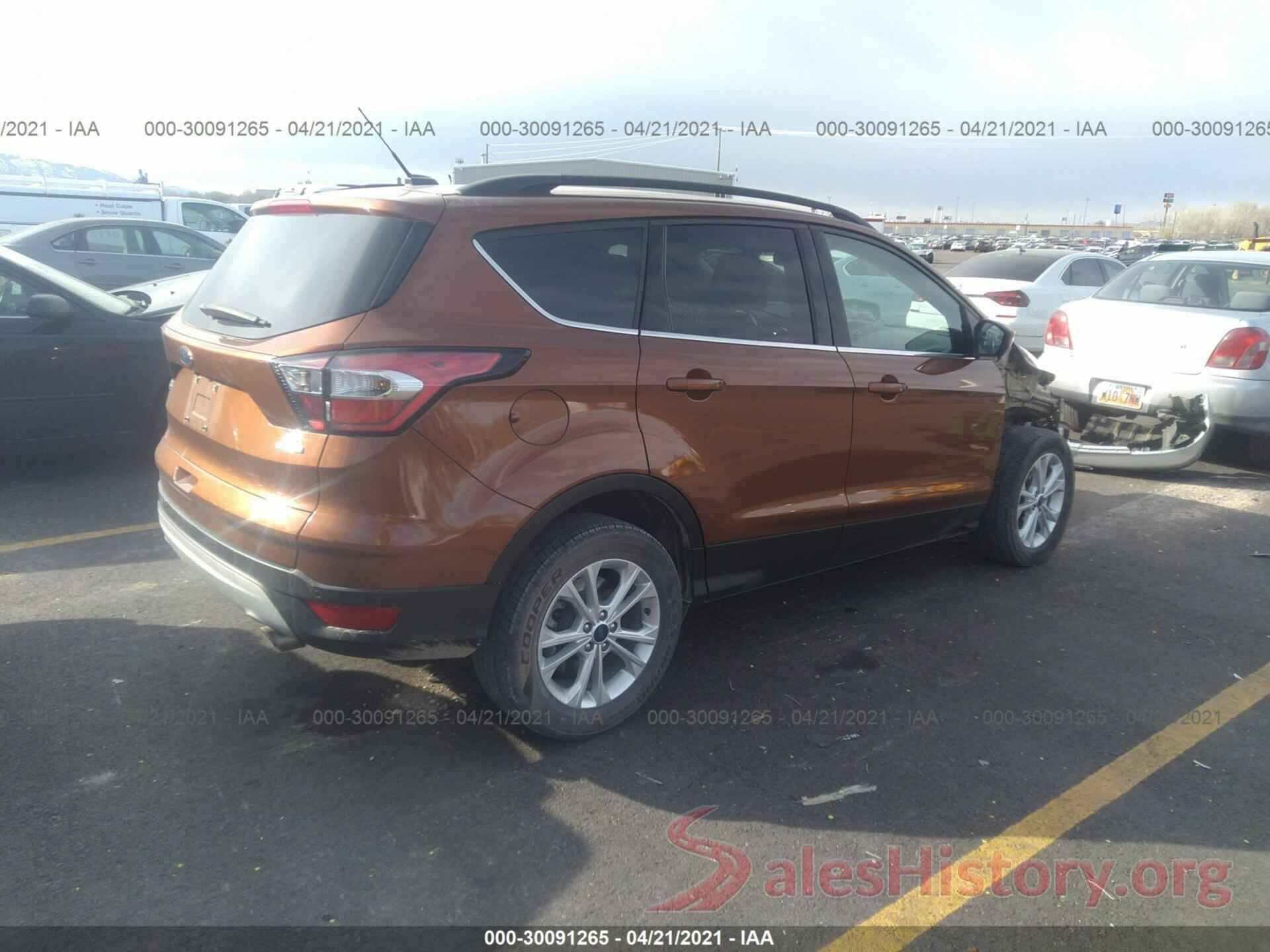 1FMCU9G9XHUC01575 2017 FORD ESCAPE