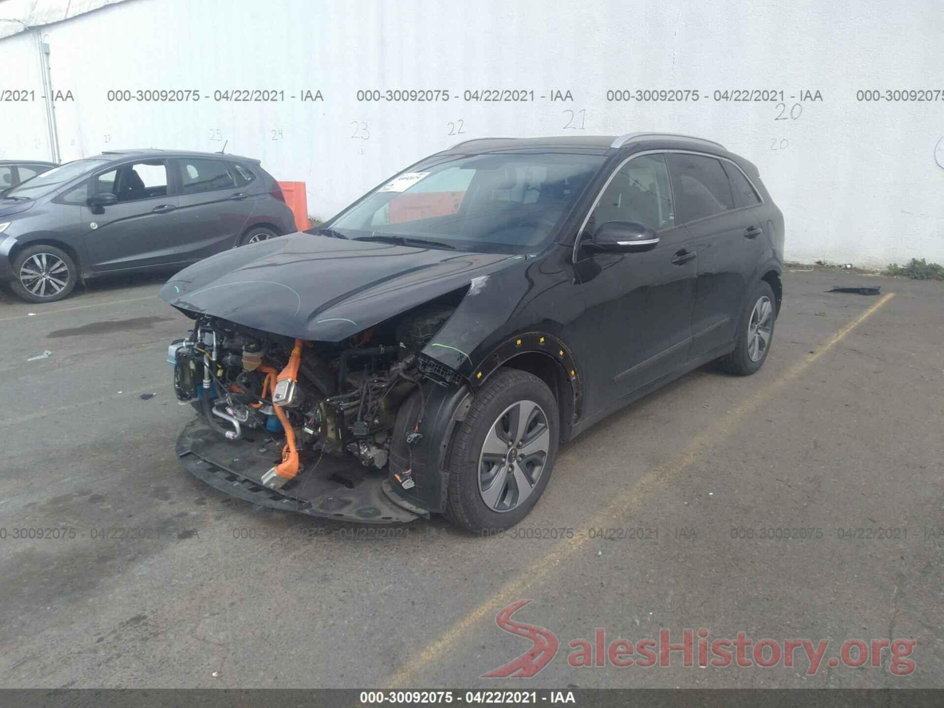 KNDCC3LC6K5224472 2019 KIA NIRO