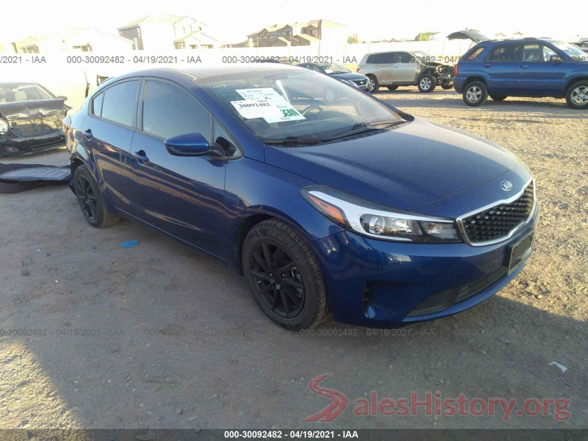 3KPFL4A76HE153117 2017 KIA FORTE