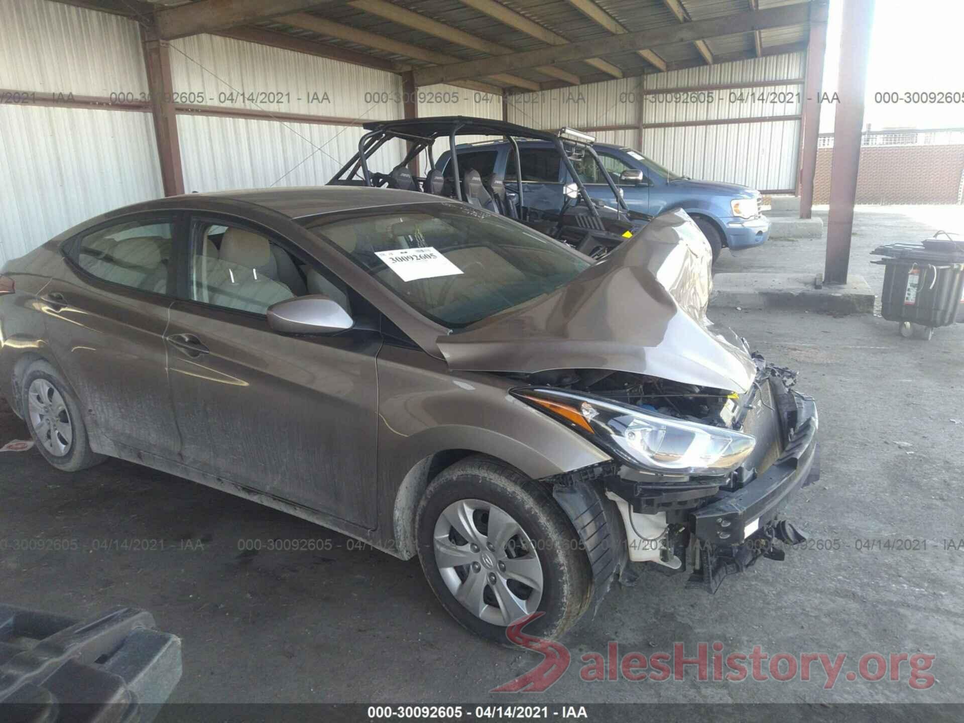 5NPDH4AE8GH786526 2016 HYUNDAI ELANTRA