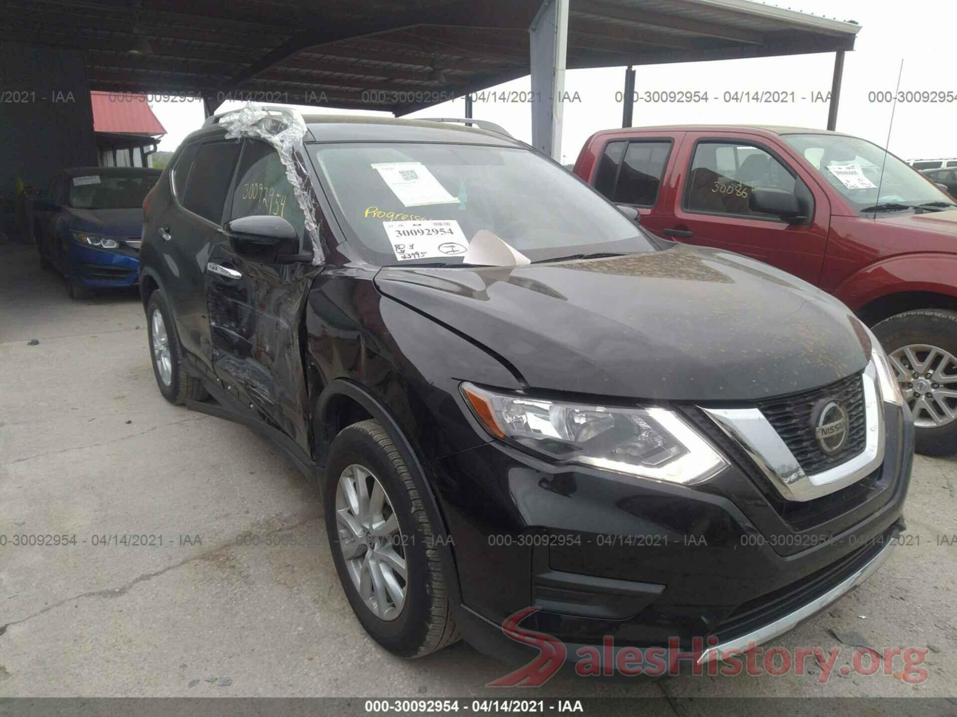 JN8AT2MT8JW490959 2018 NISSAN ROGUE