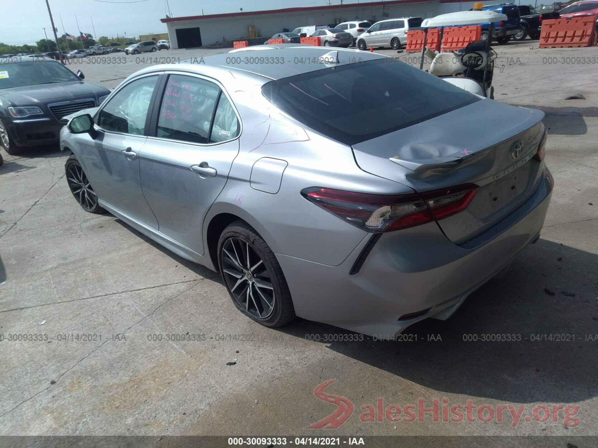 4T1G11AKXMU415905 2021 TOYOTA CAMRY