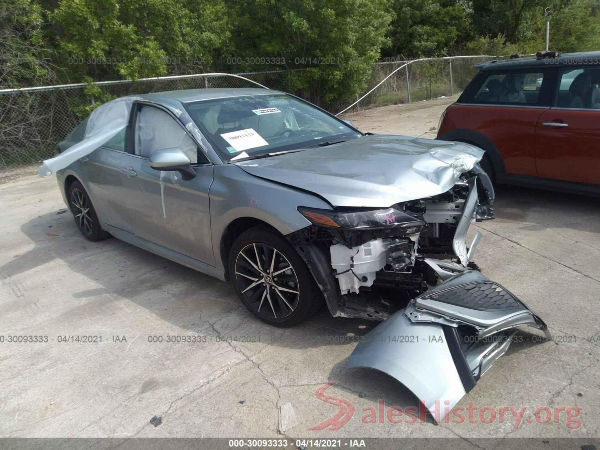 4T1G11AKXMU415905 2021 TOYOTA CAMRY