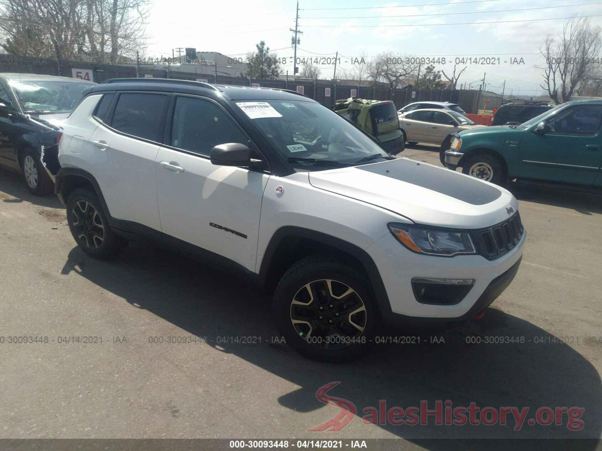 3C4NJDDB9KT660436 2019 JEEP COMPASS