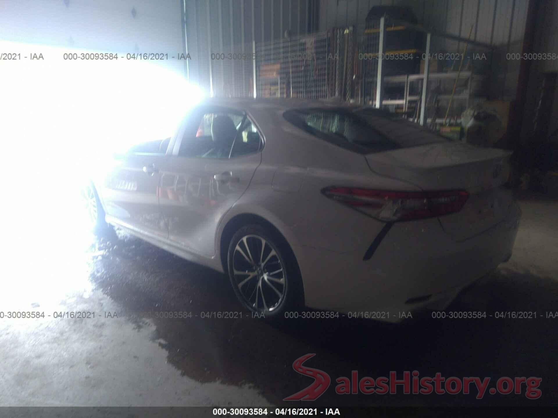 4T1G11AKXLU910779 2020 TOYOTA CAMRY