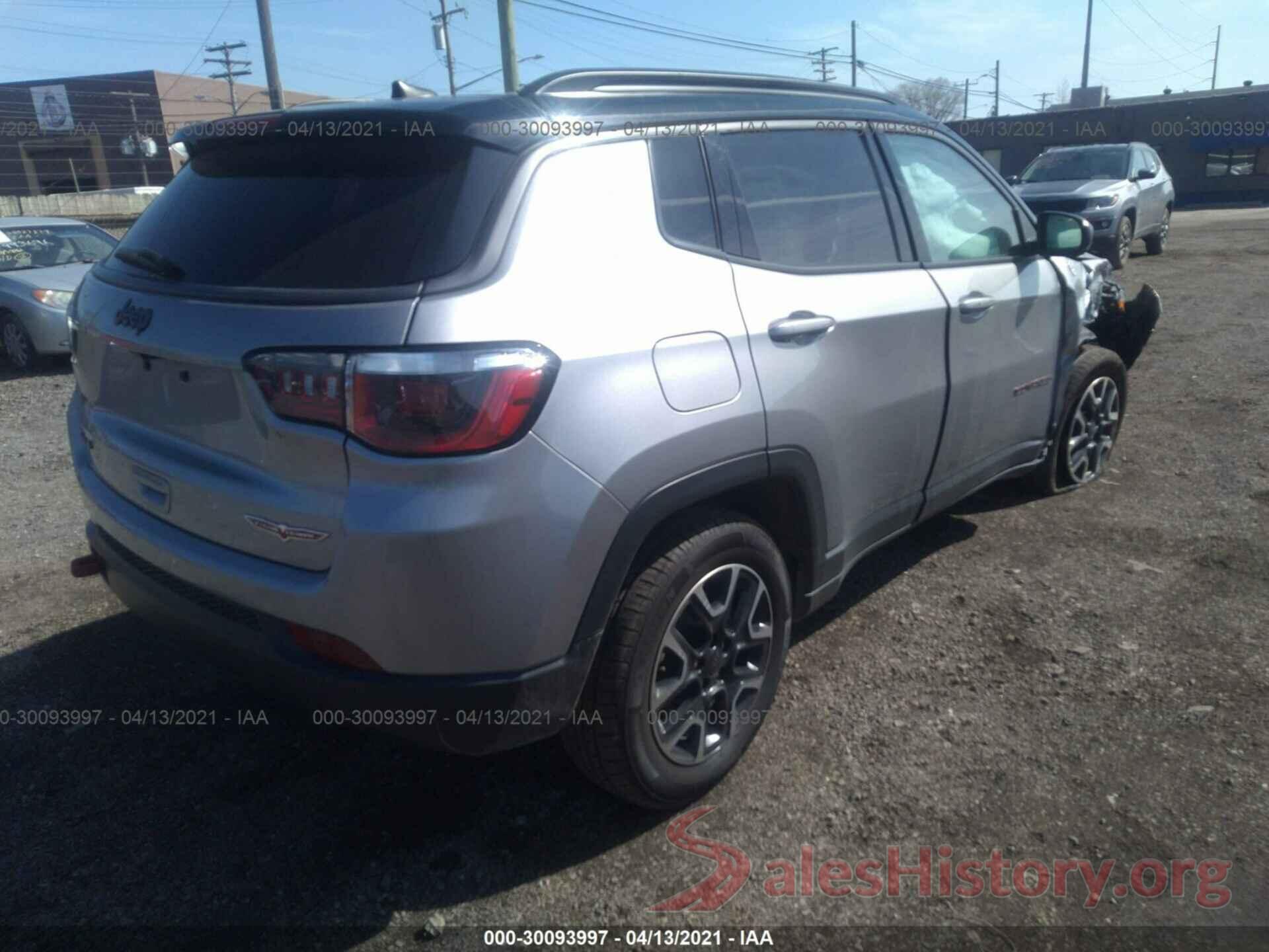 3C4NJDDB1KT671690 2019 JEEP COMPASS