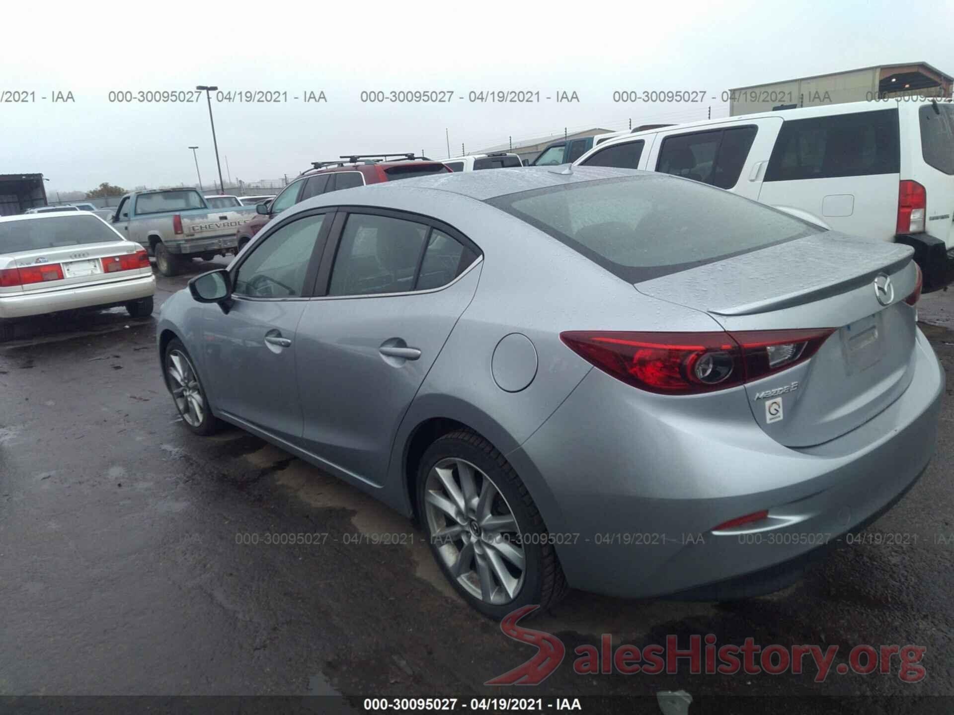 3MZBN1V74HM100520 2017 MAZDA MAZDA3 4-DOOR