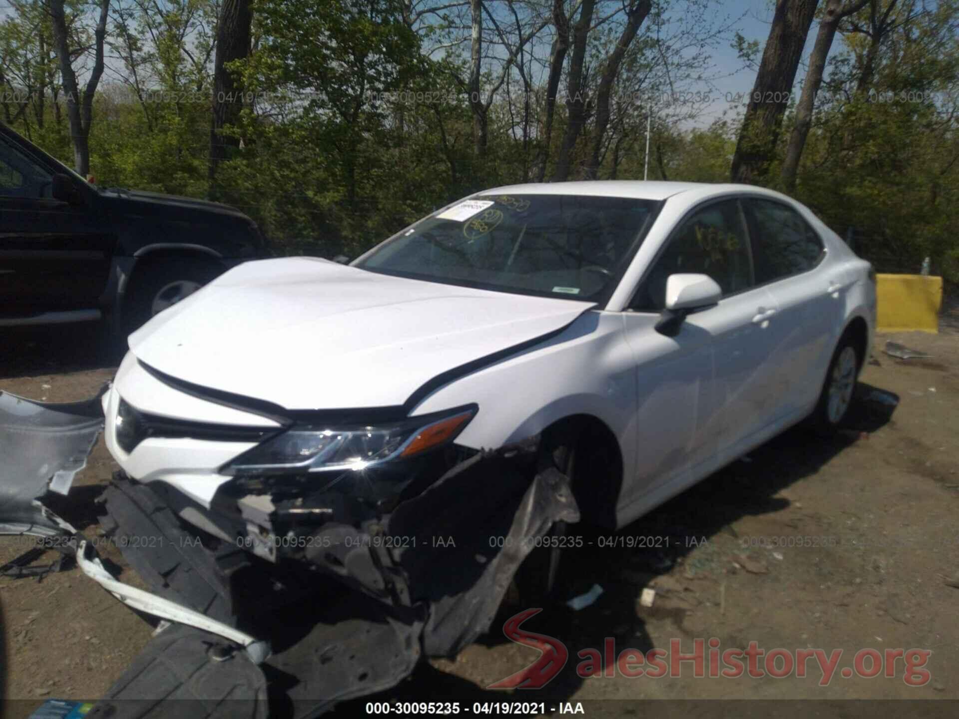 4T1B11HKXJU516860 2018 TOYOTA CAMRY