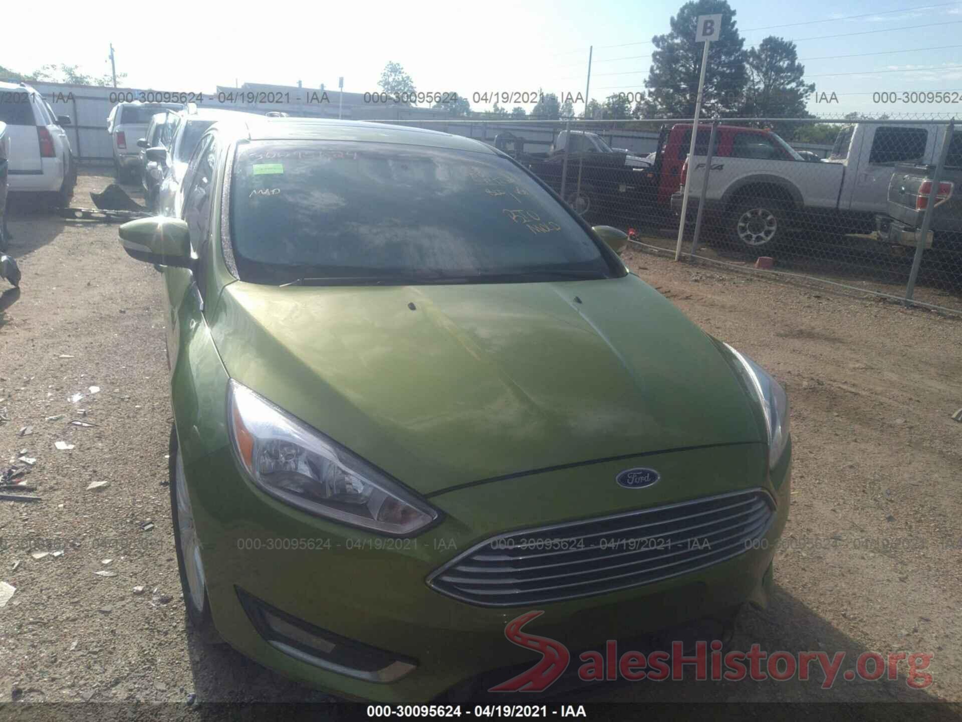 1FADP3N24JL249965 2018 FORD FOCUS