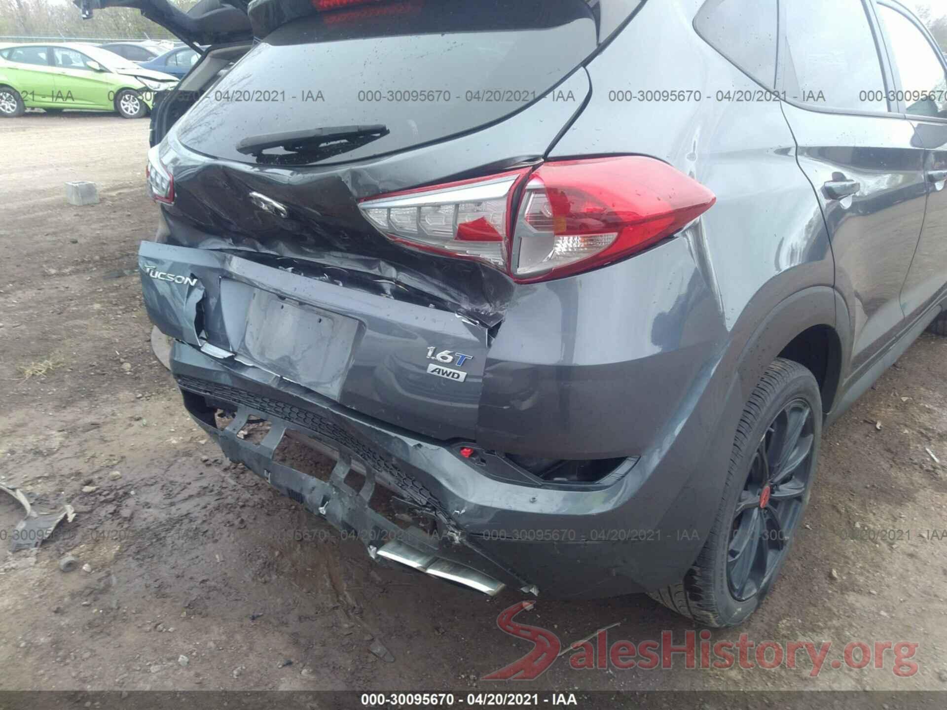 KM8J3CA20HU477945 2017 HYUNDAI TUCSON