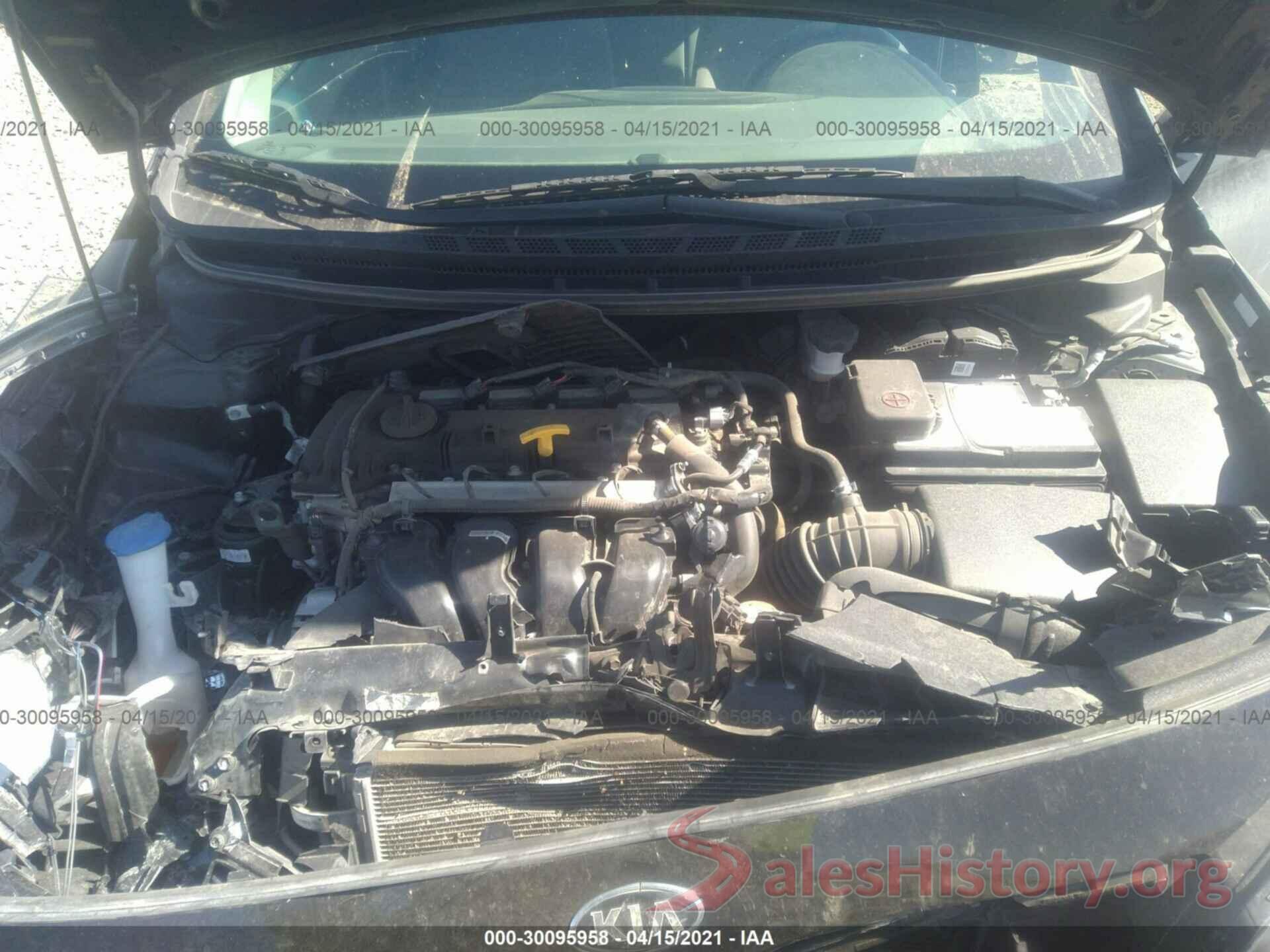 3KPFK4A75JE240791 2018 KIA FORTE