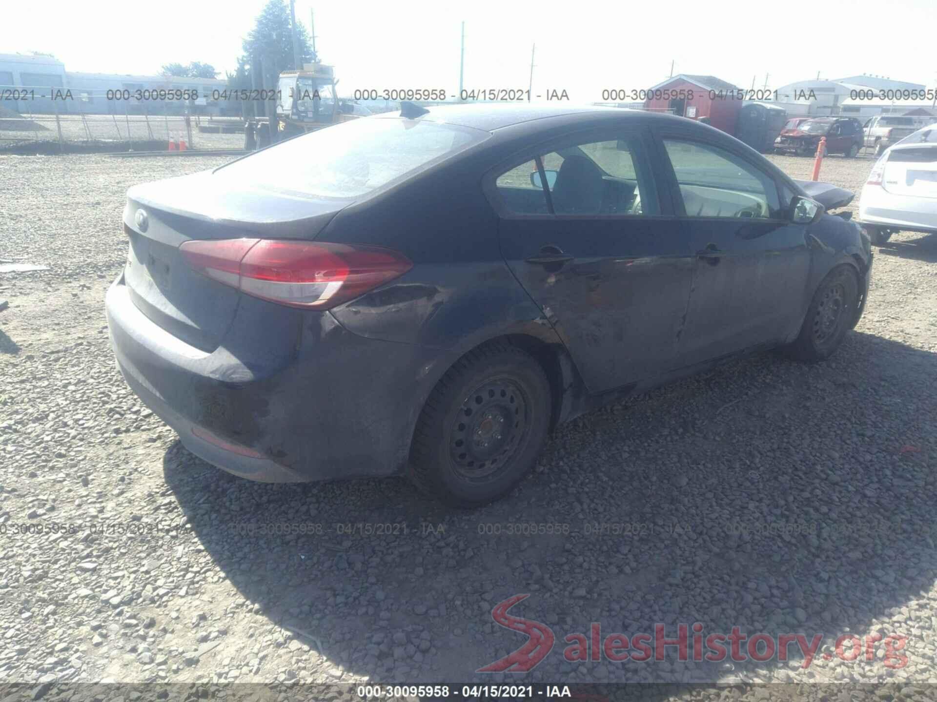 3KPFK4A75JE240791 2018 KIA FORTE