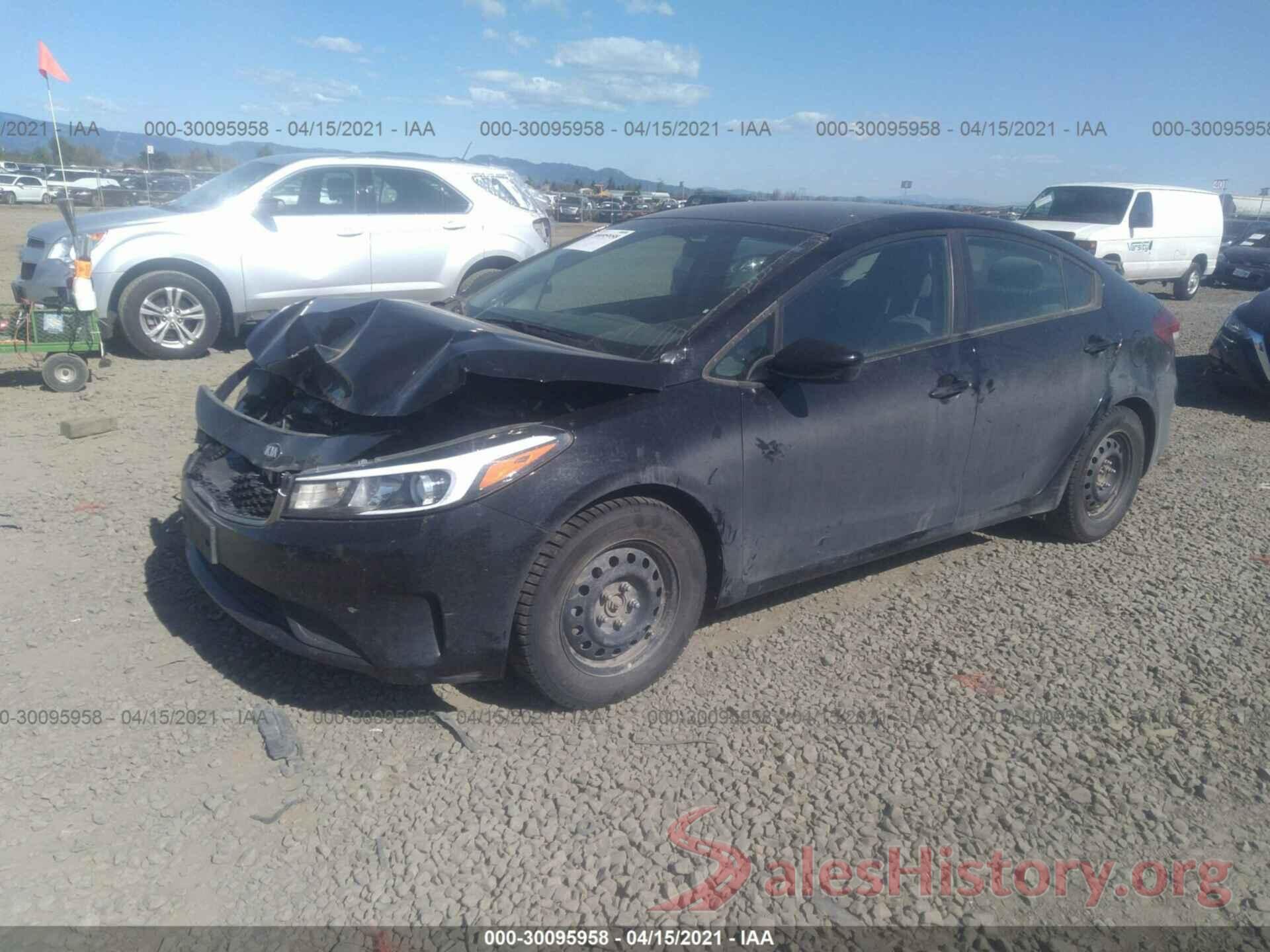 3KPFK4A75JE240791 2018 KIA FORTE