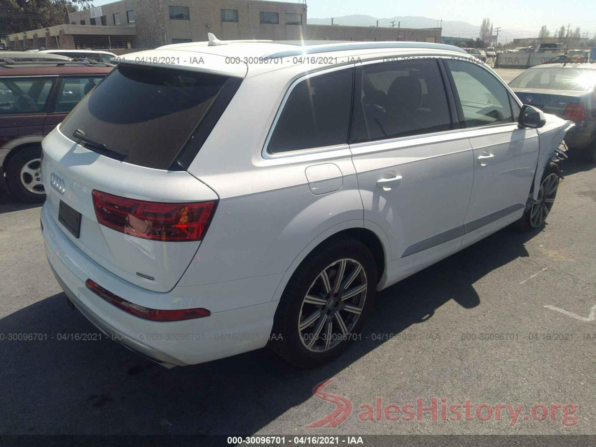 WA1LHAF76KD033980 2019 AUDI Q7