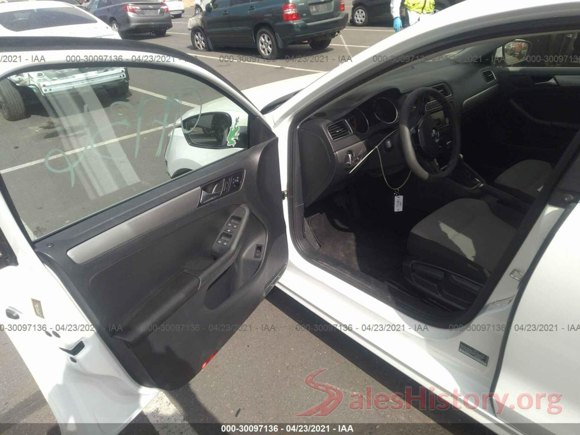 3VW2B7AJ0HM334098 2017 VOLKSWAGEN JETTA