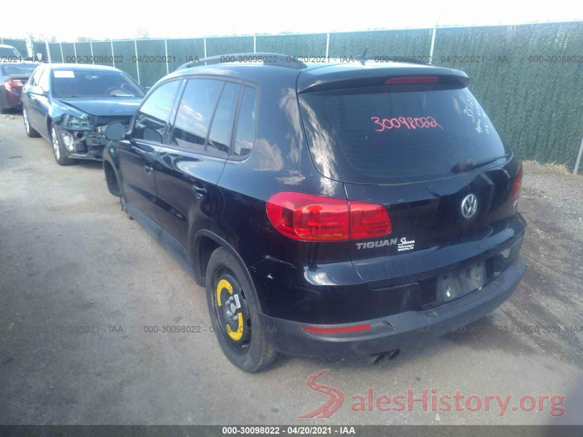 WVGAV7AX8GW596858 2016 VOLKSWAGEN TIGUAN