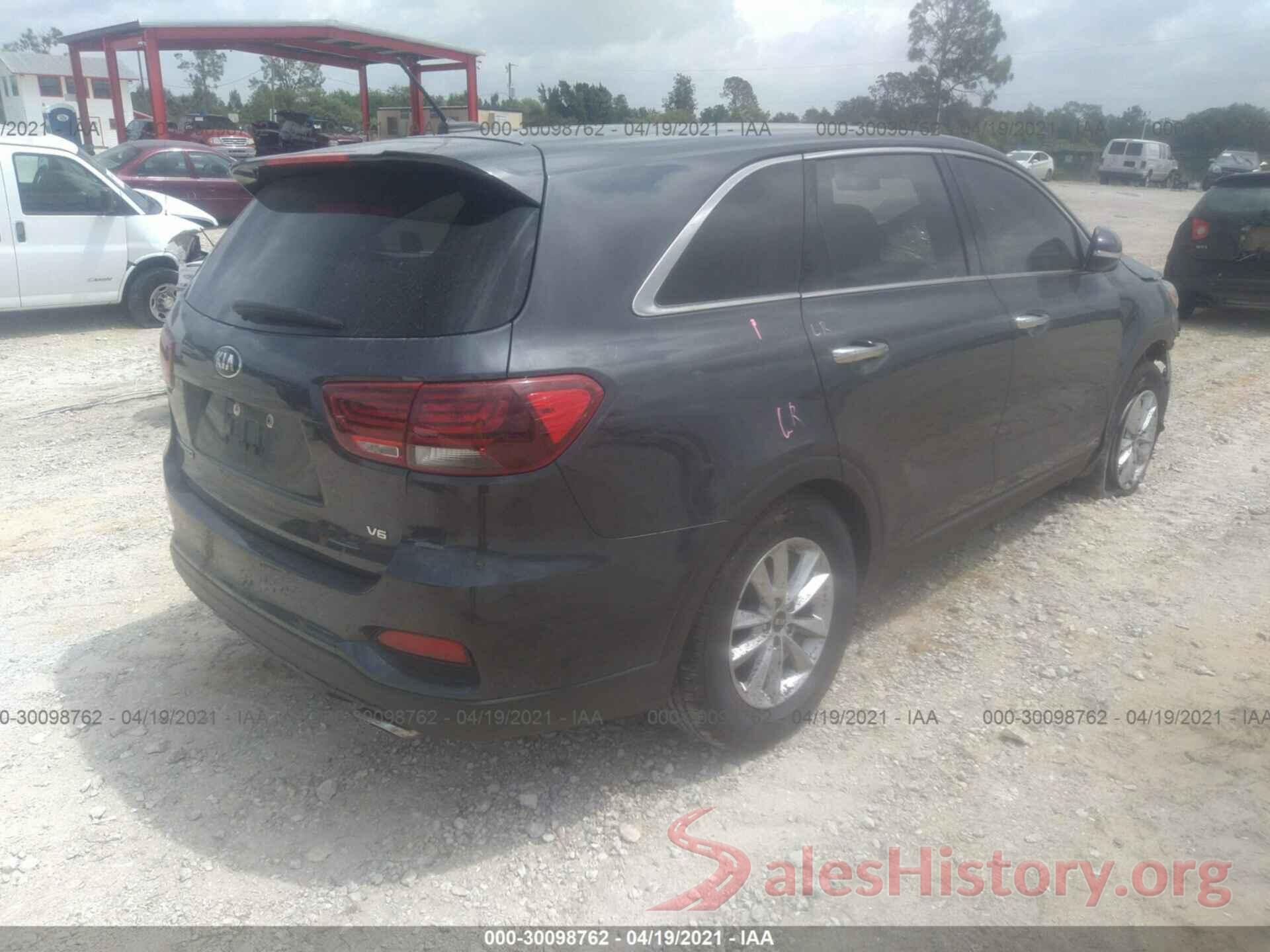 5XYPGDA55KG481453 2019 KIA SORENTO