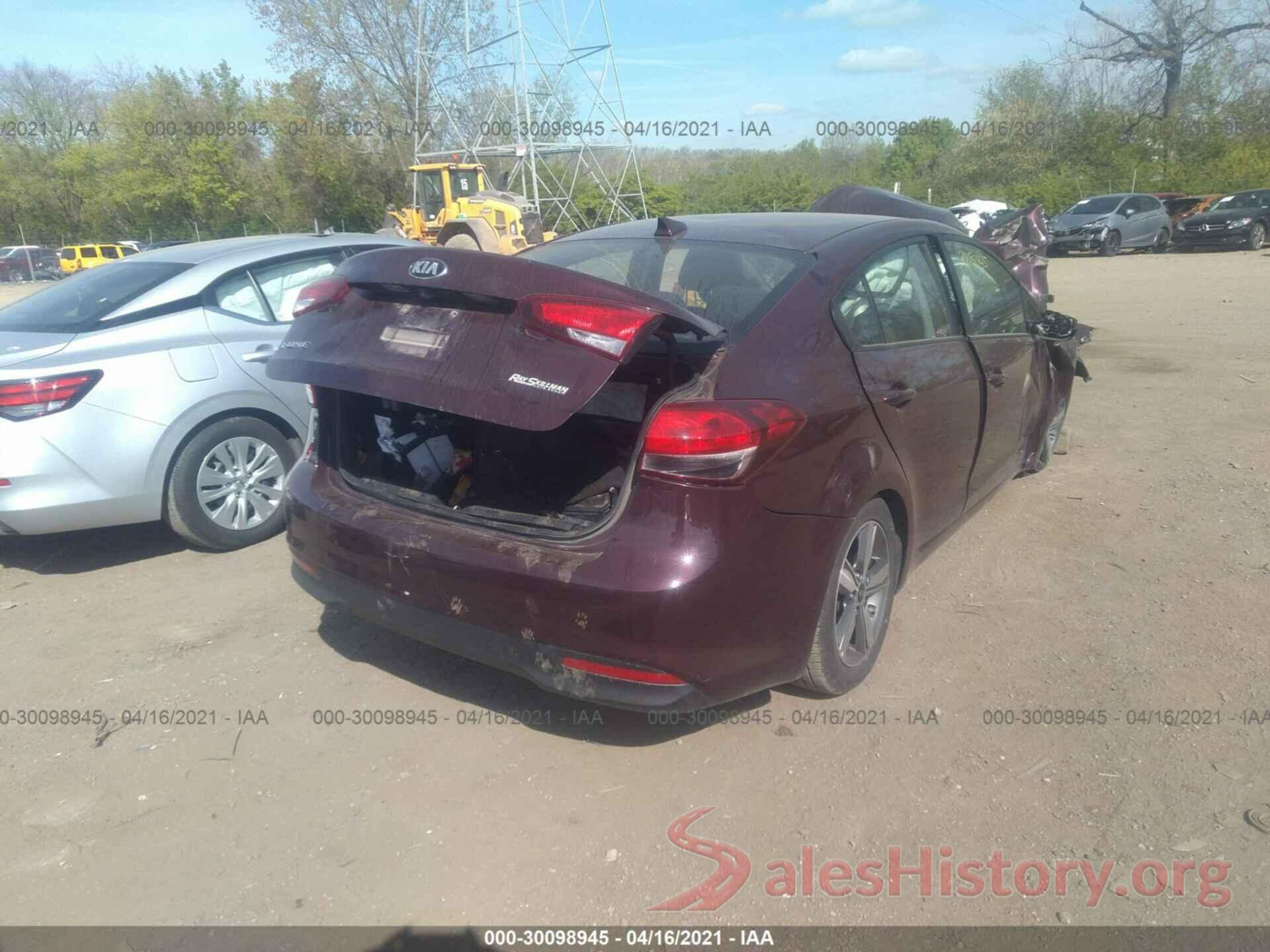 3KPFL4A78JE257453 2018 KIA FORTE