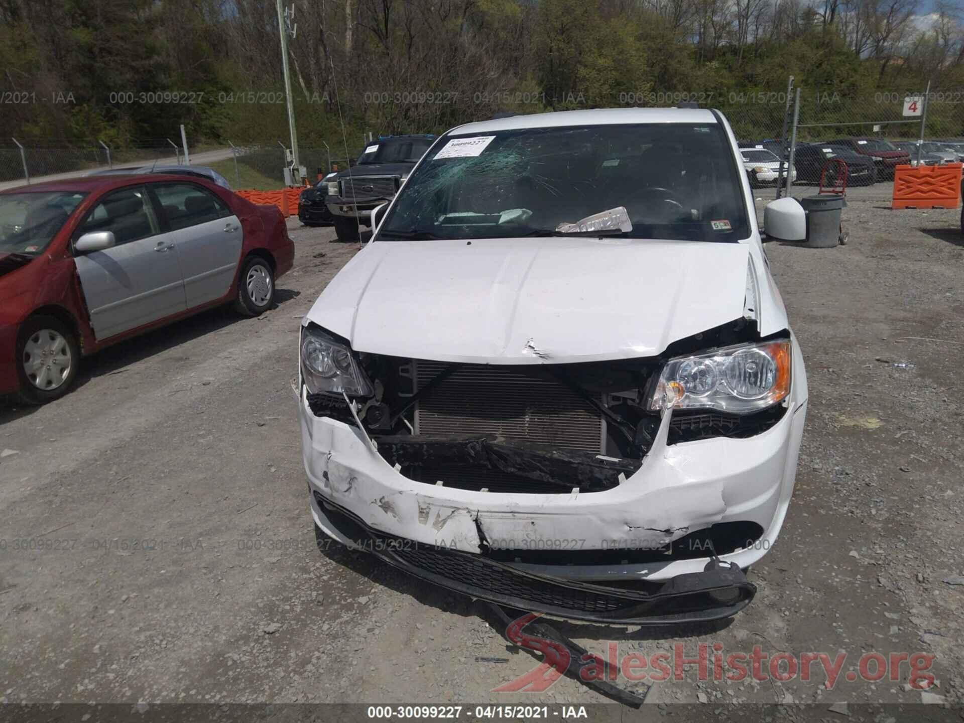 2C4RDGCG8HR696766 2017 DODGE GRAND CARAVAN