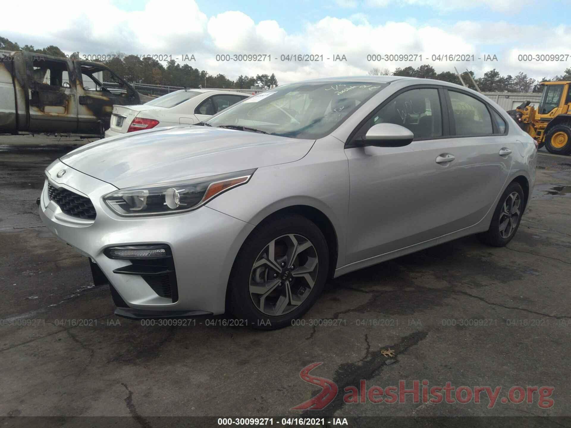 3KPF24AD4KE109648 2019 KIA FORTE