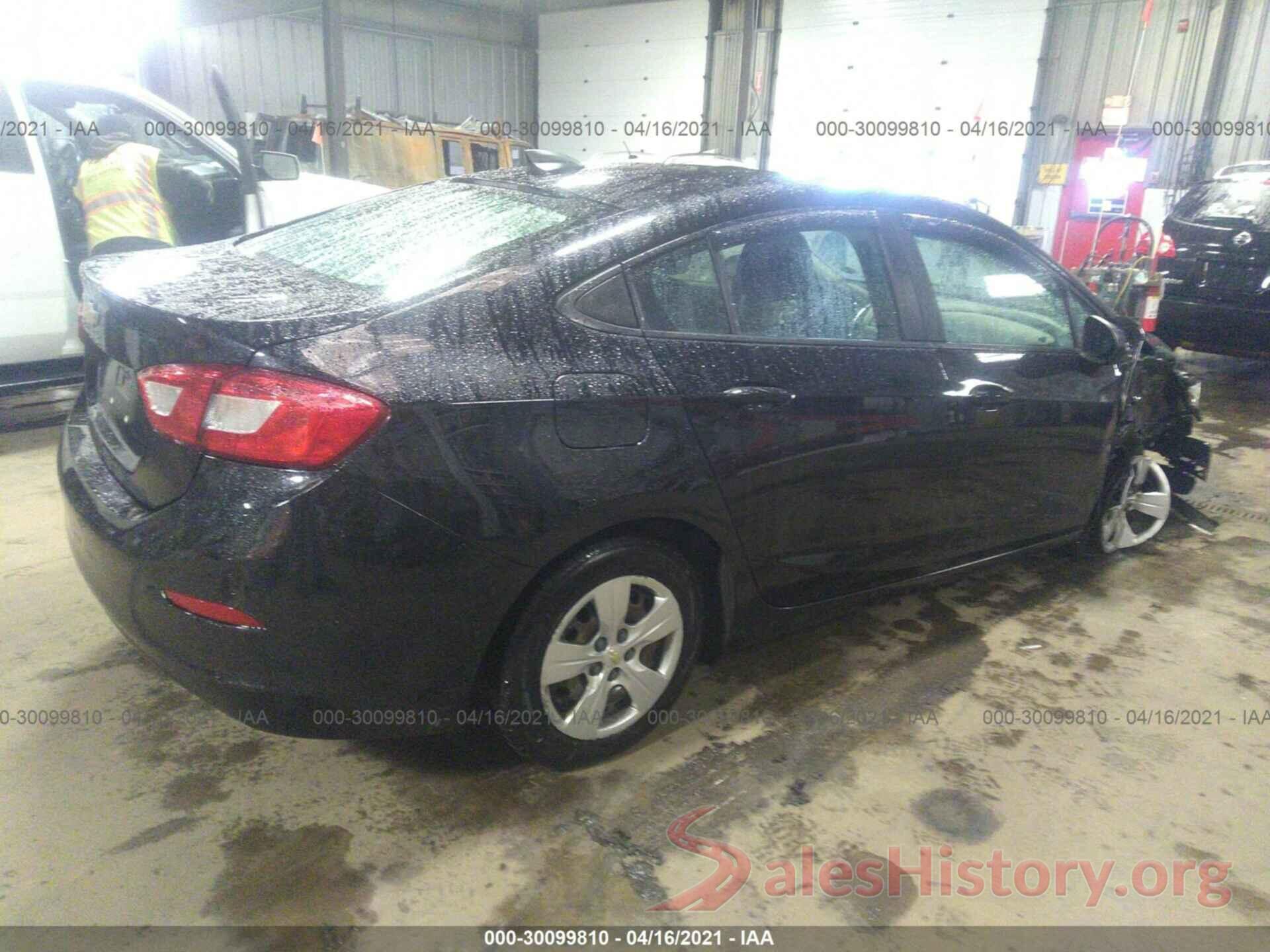 1G1BC5SM7J7100482 2018 CHEVROLET CRUZE