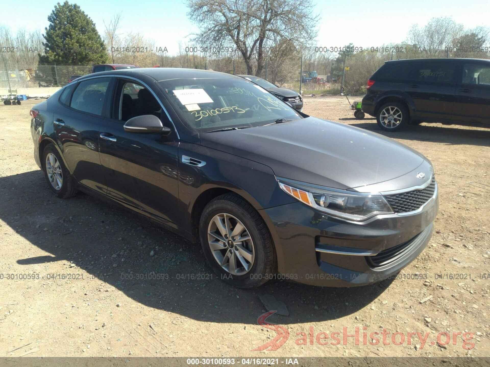 KNAGT4L3XJ5214000 2018 KIA OPTIMA