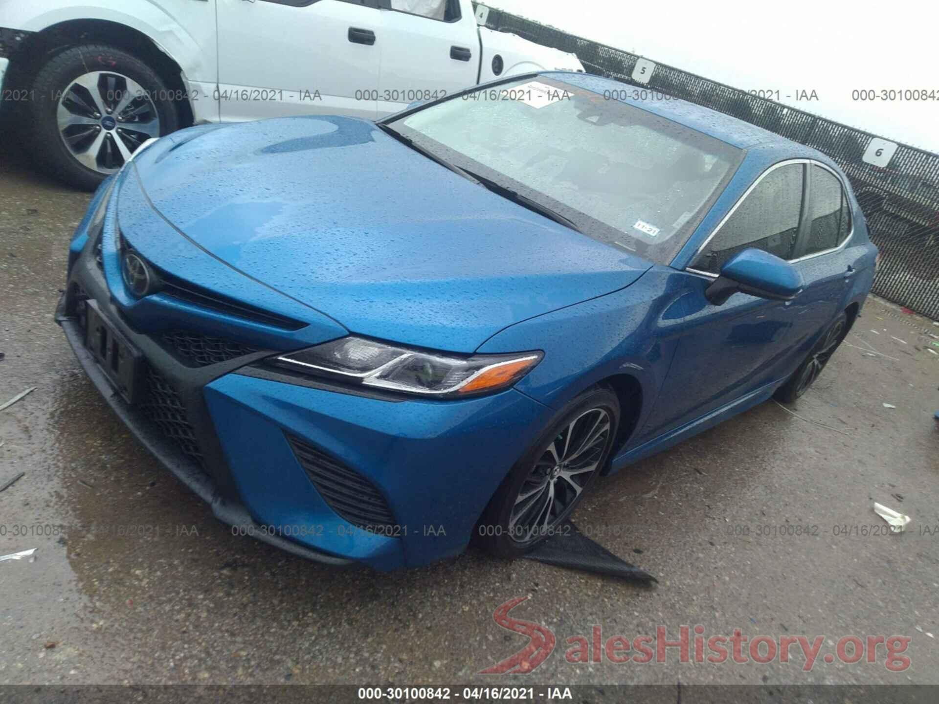 4T1B11HK5JU155246 2018 TOYOTA CAMRY