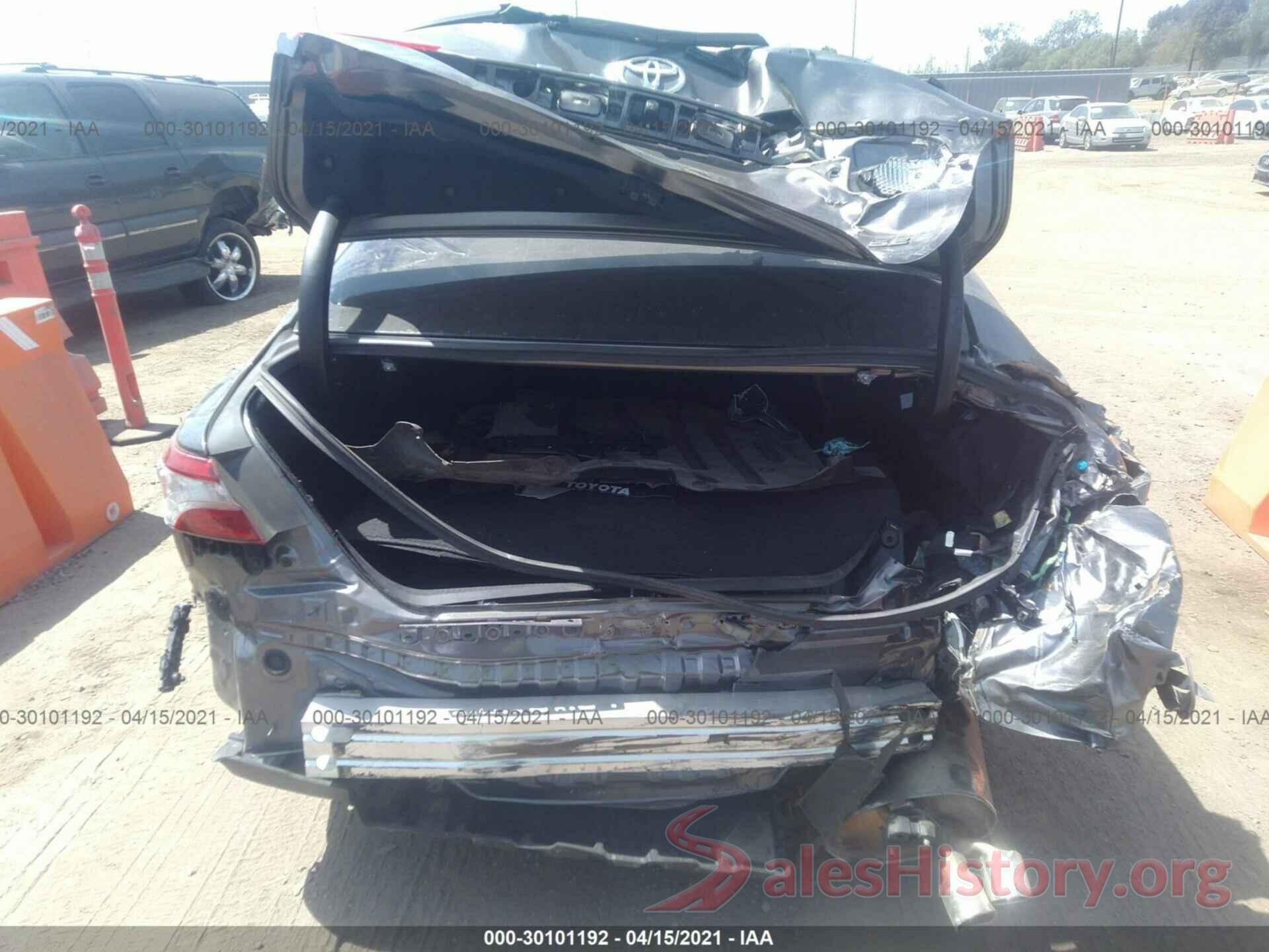 4T1B11HK2KU764747 2019 TOYOTA CAMRY