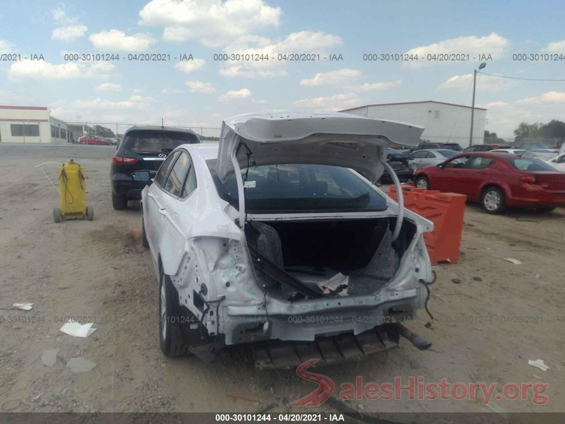 3FA6P0HD1JR142751 2018 FORD FUSION